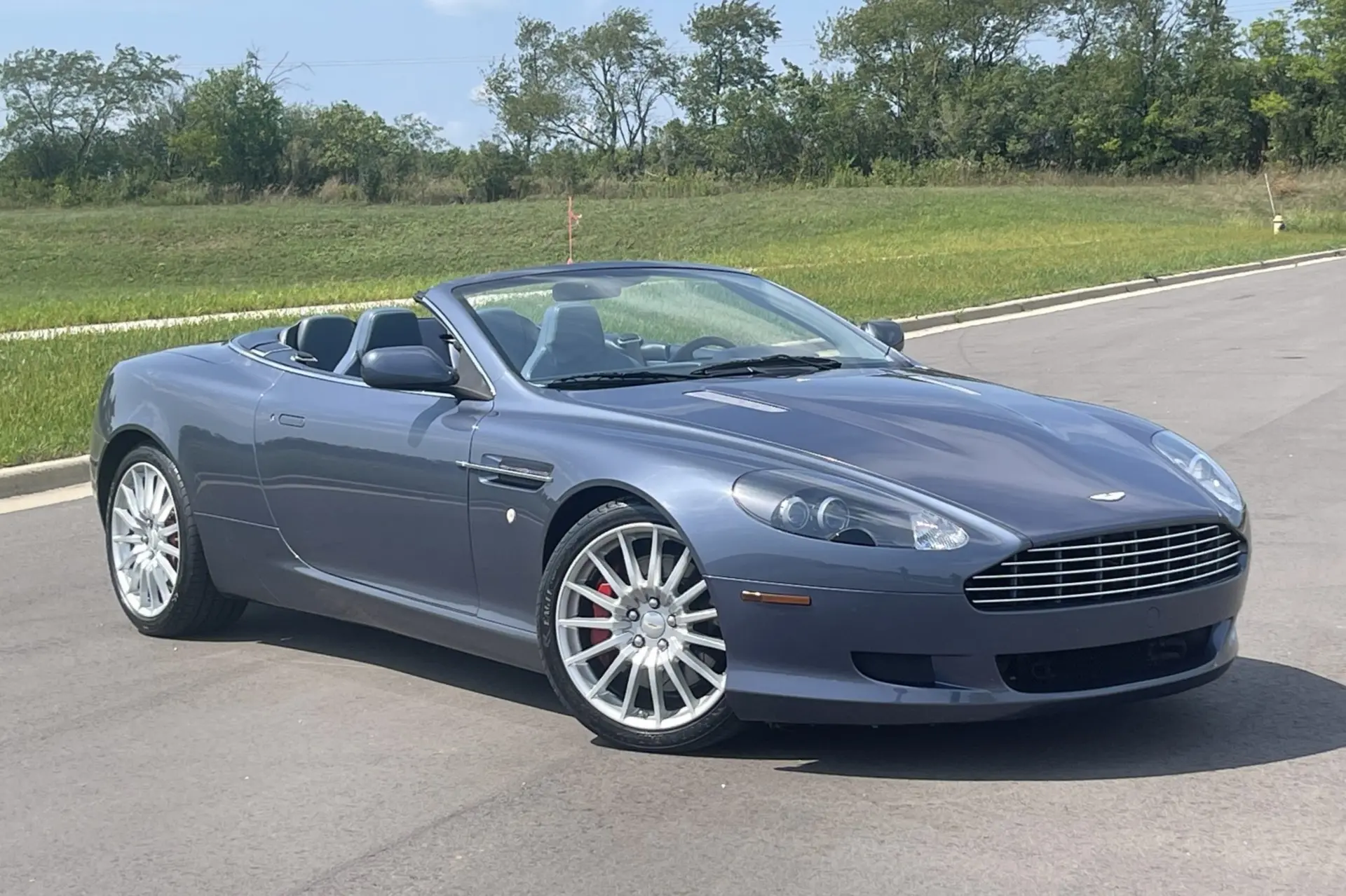 2006 Aston Martin DB9 Volante