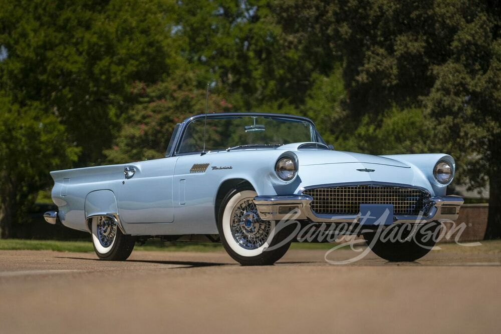 1957 Ford Thunderbird