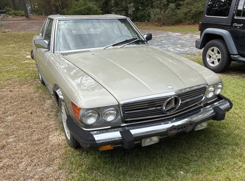 1986 Mercedes-Benz SL-Class 560SL