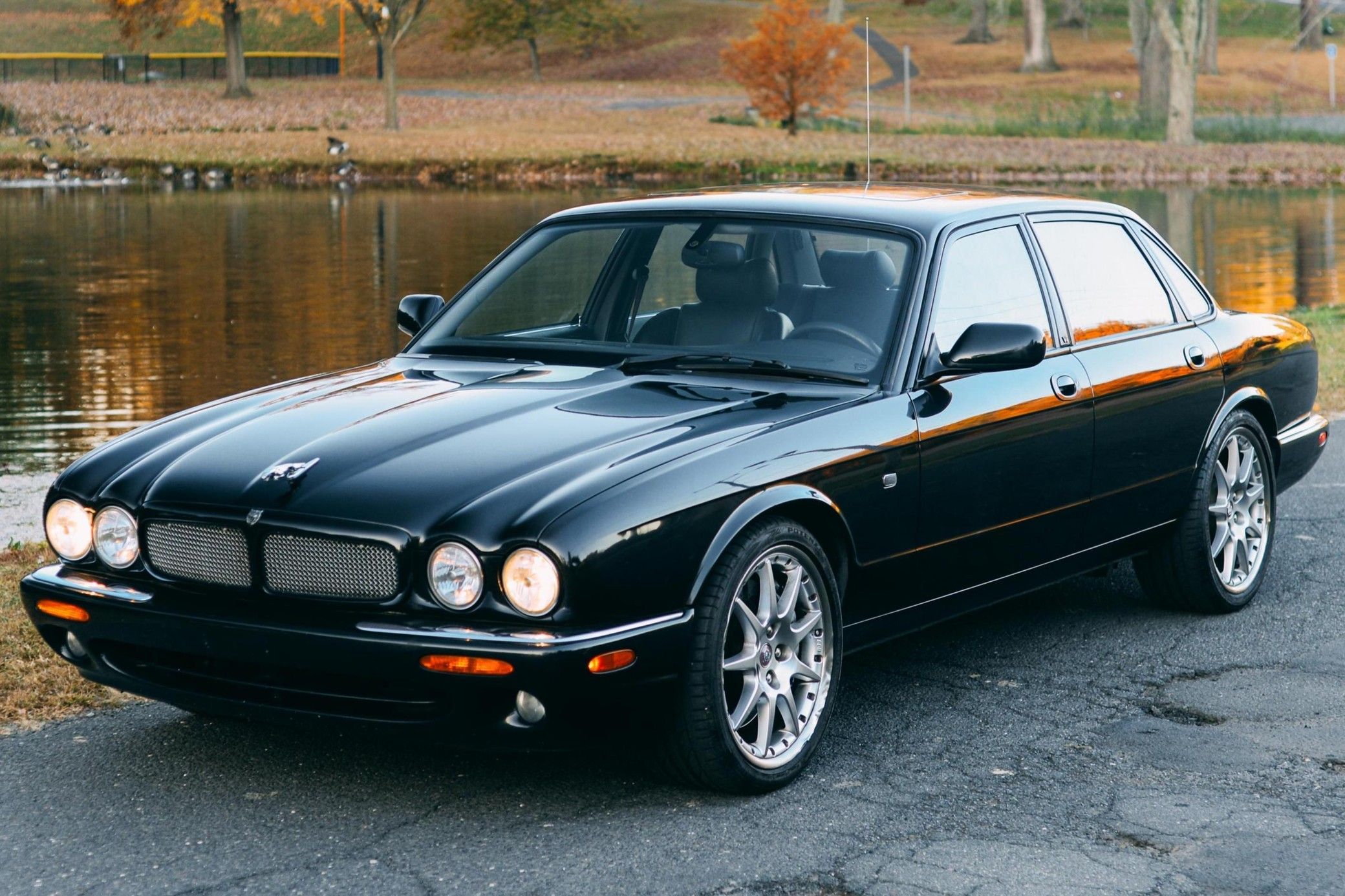 2002 Jaguar XJR