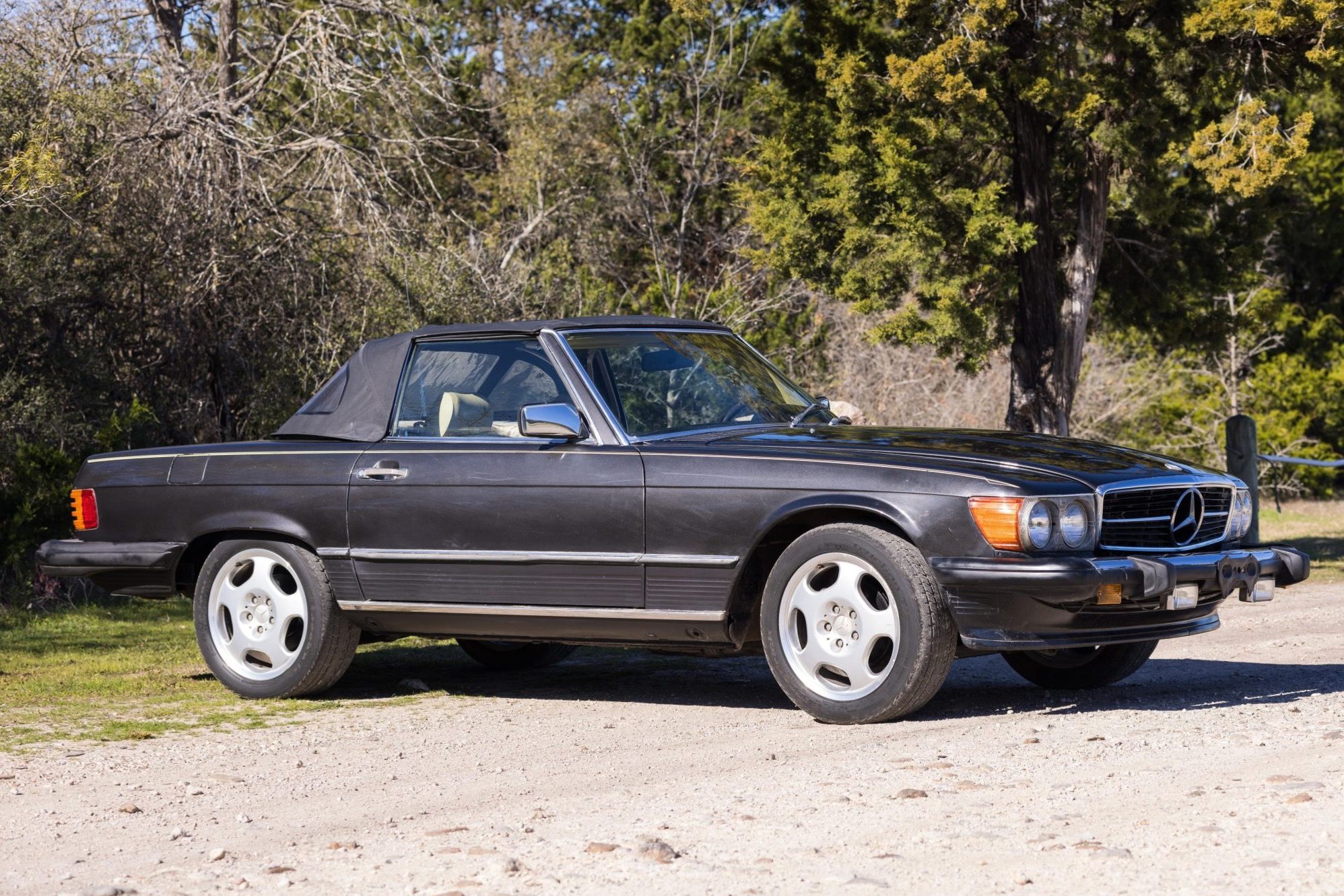 1988 Mercedes-Benz SL-Class 560SL