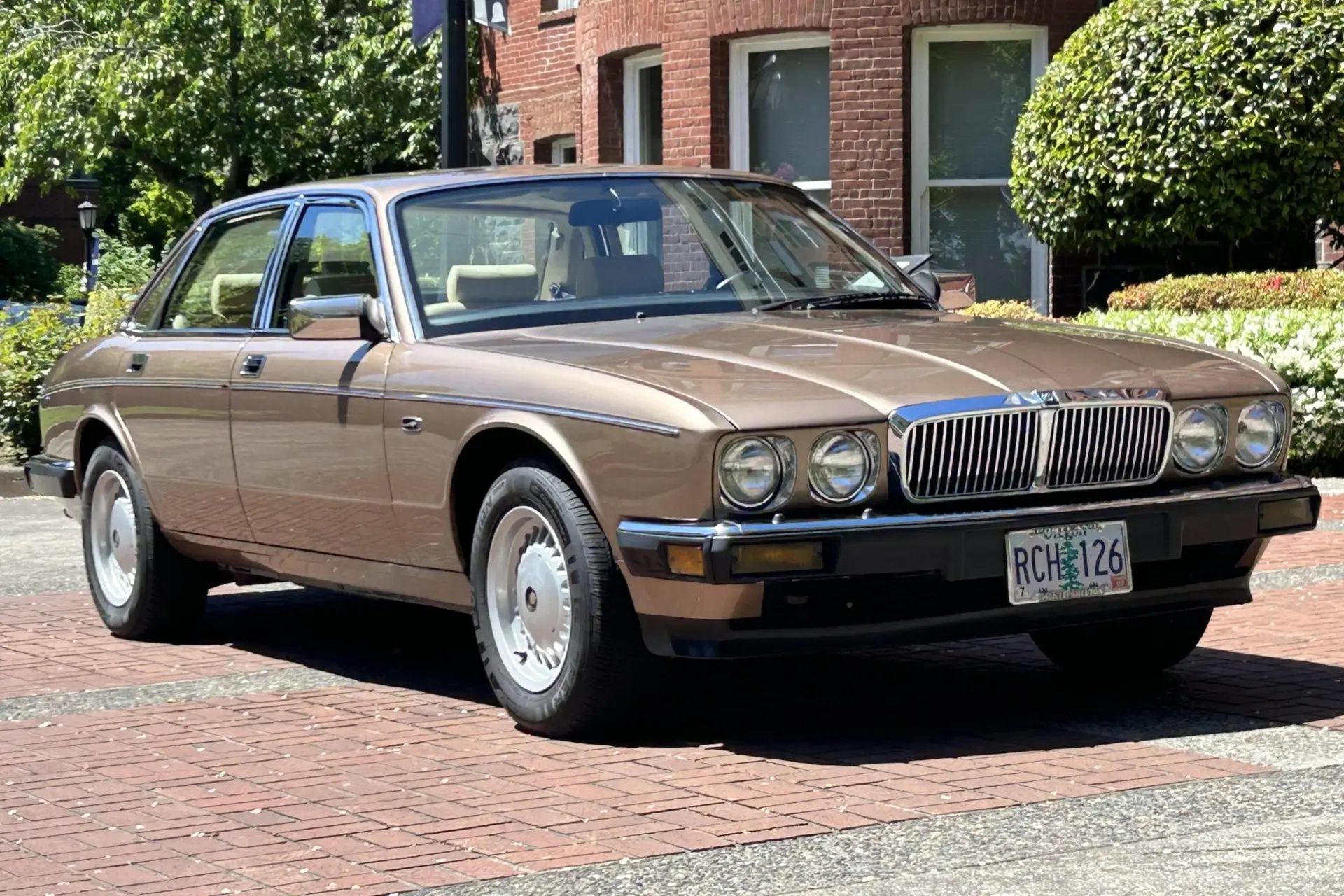 1988 Jaguar XJ