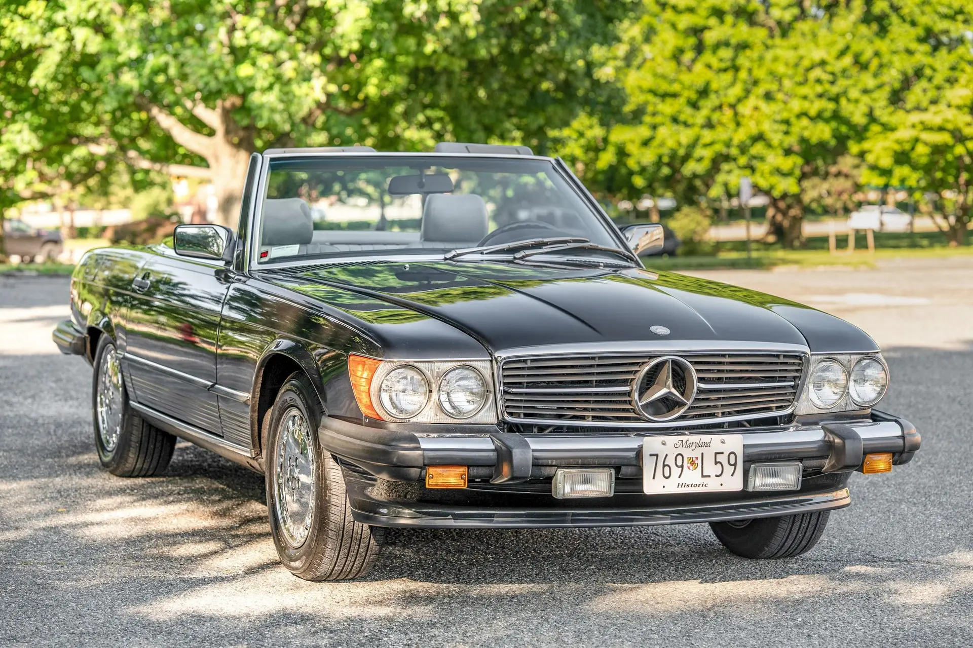 1986 Mercedes-Benz SL-Class 560SL