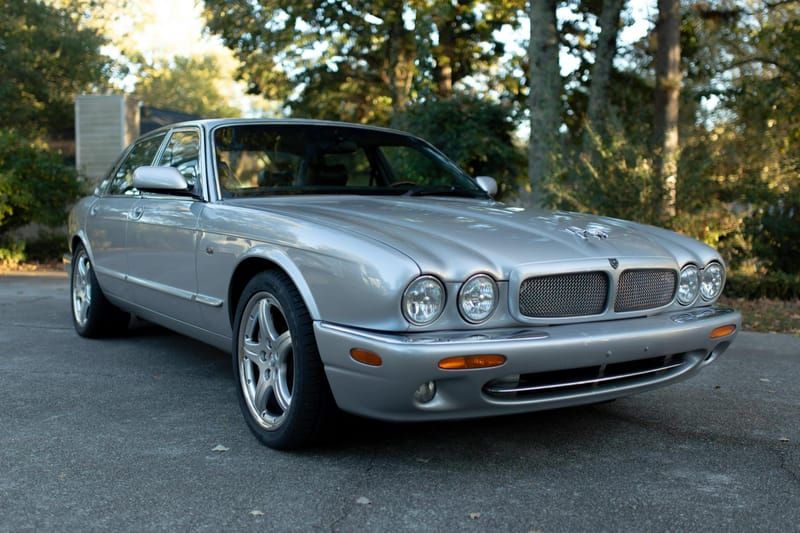 1998 Jaguar XJR
