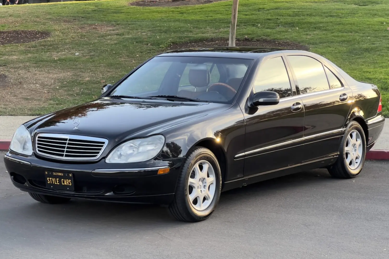2000 Mercedes-Benz S-Class