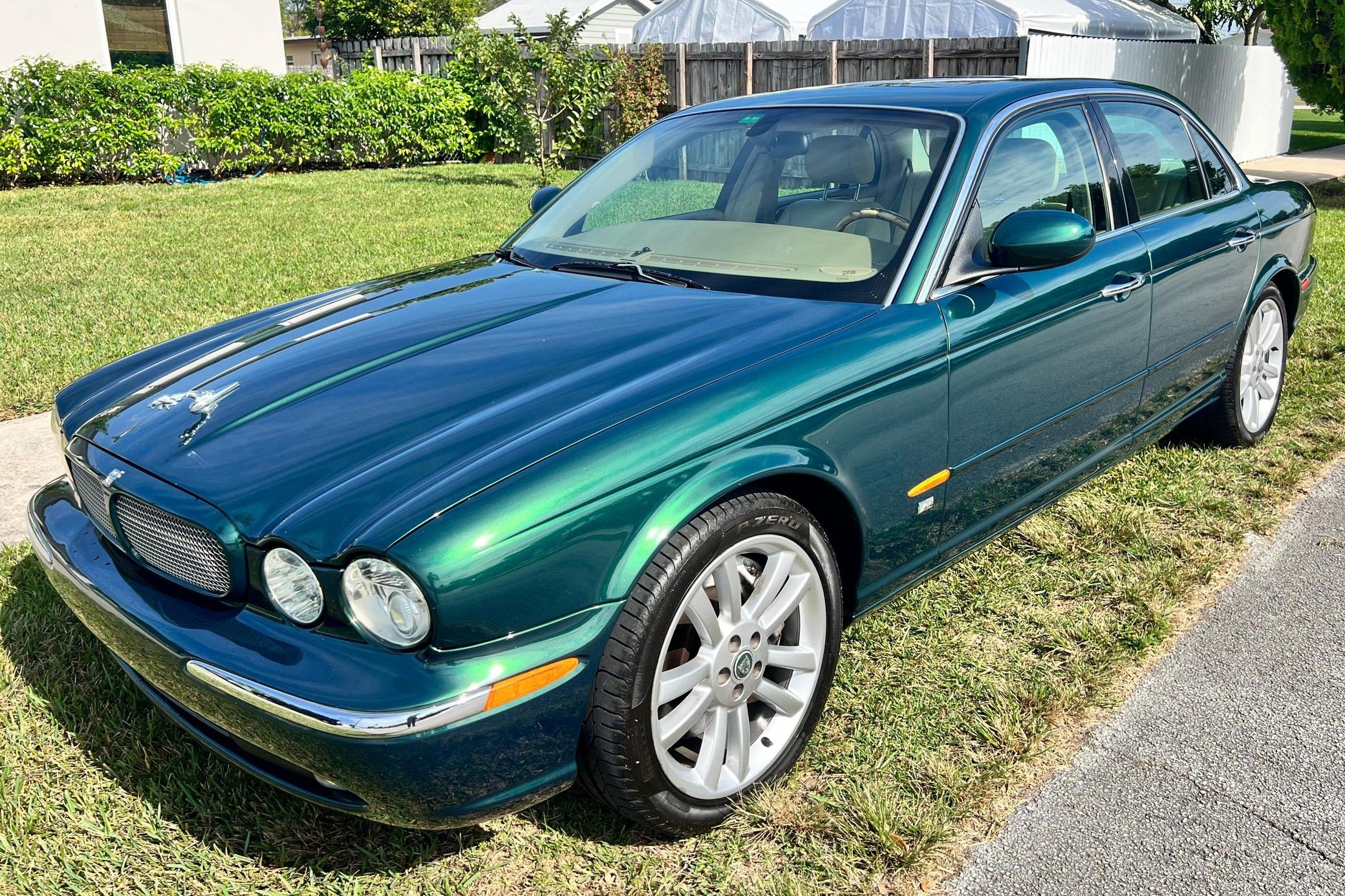 2004 Jaguar XJ XJR