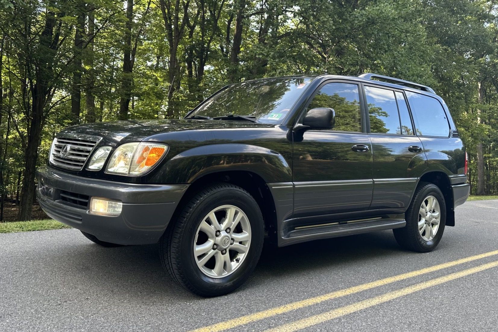 2003 Lexus LX