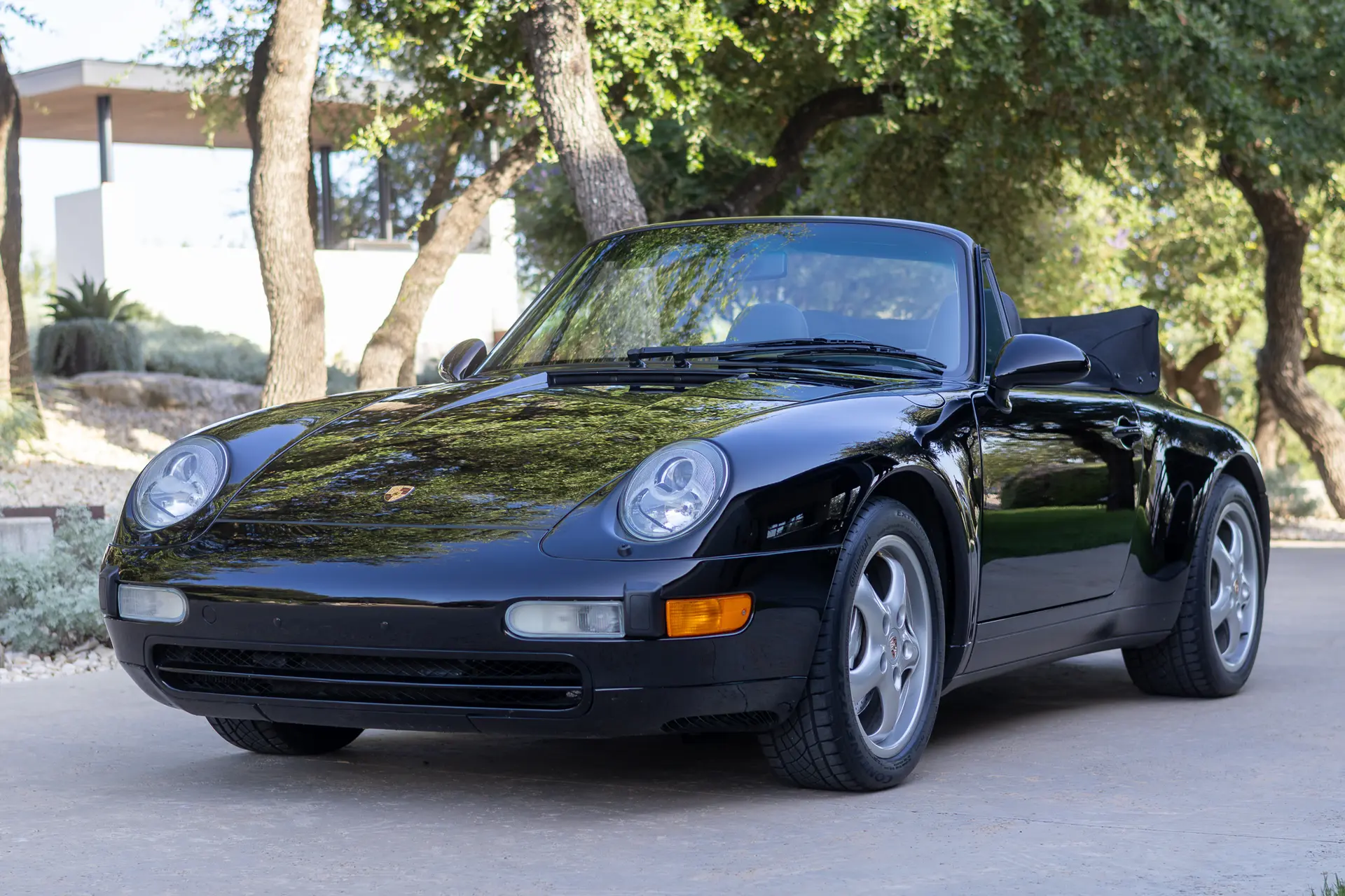 1995 Porsche 911 Carrera 4 Cabriolet