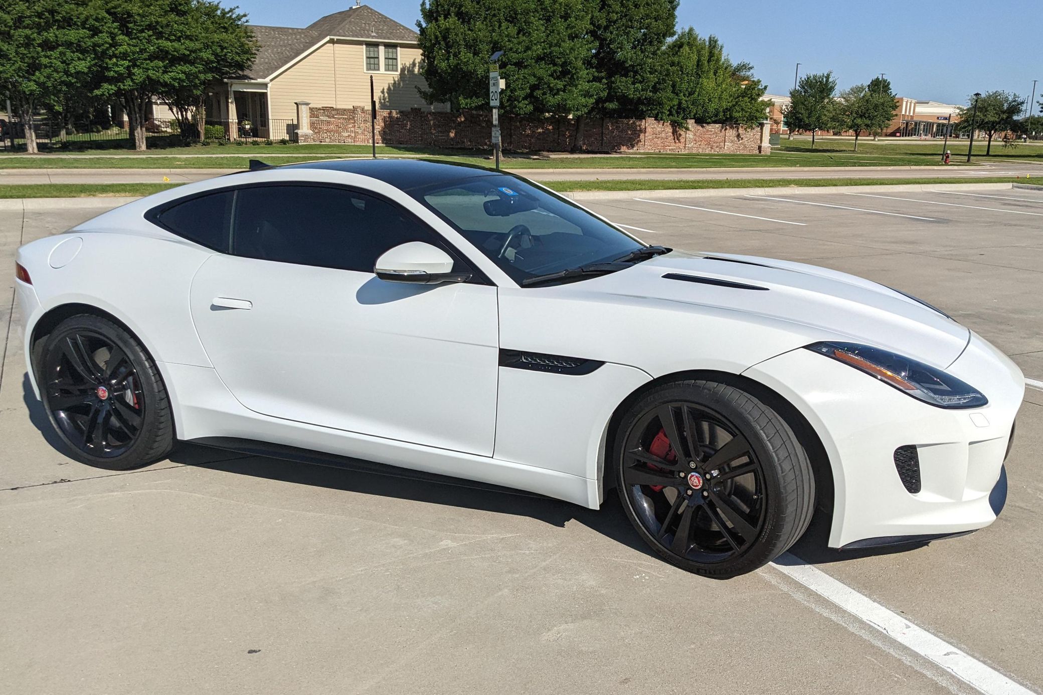 2015 Jaguar F-Type R Coupe
