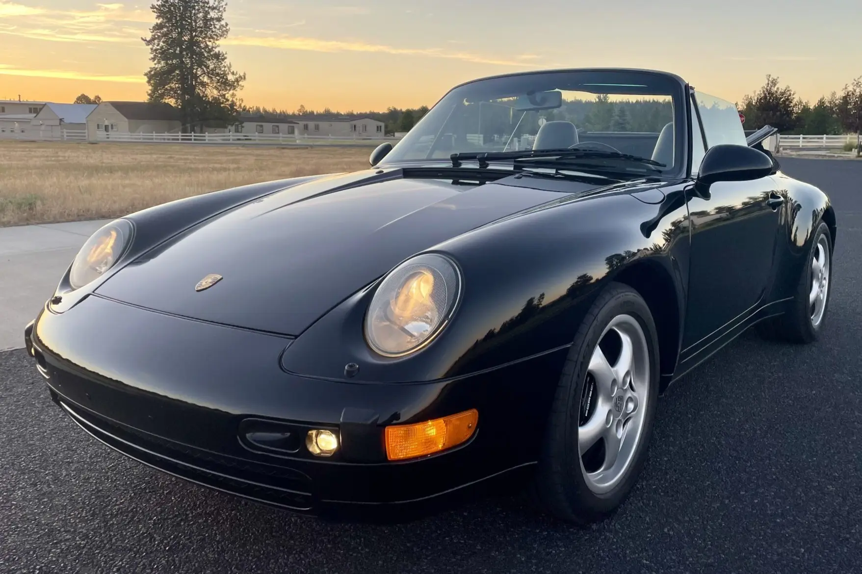 1995 Porsche 911 Carrera Cabriolet