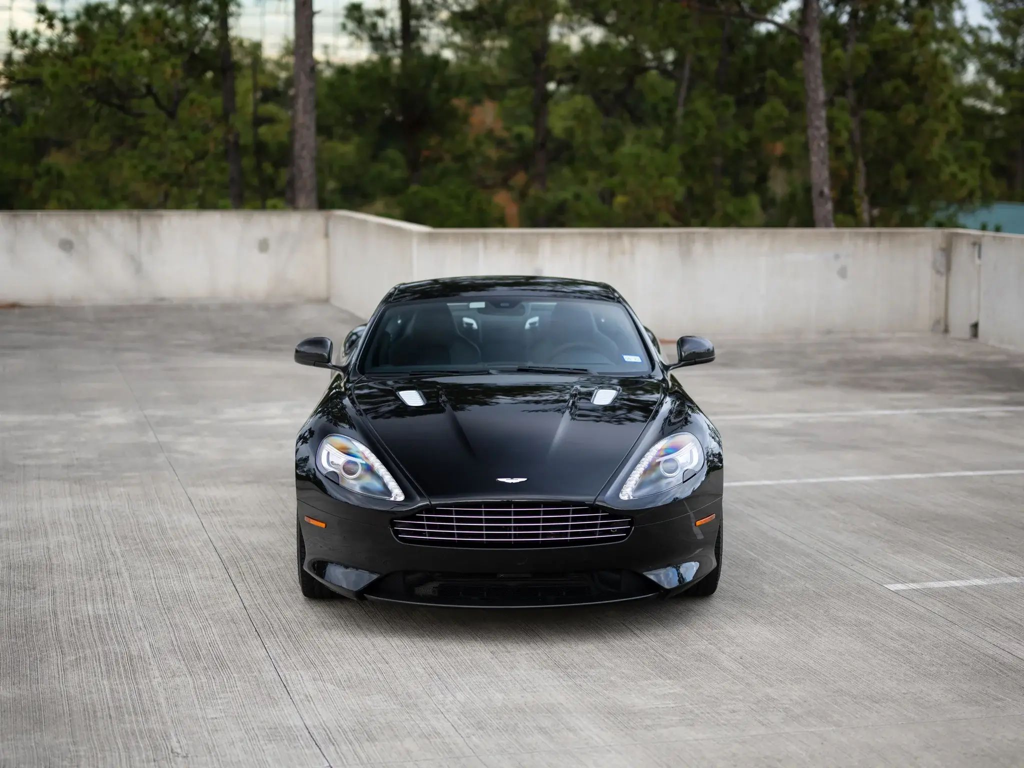 2015 Aston Martin DB9 Coupe