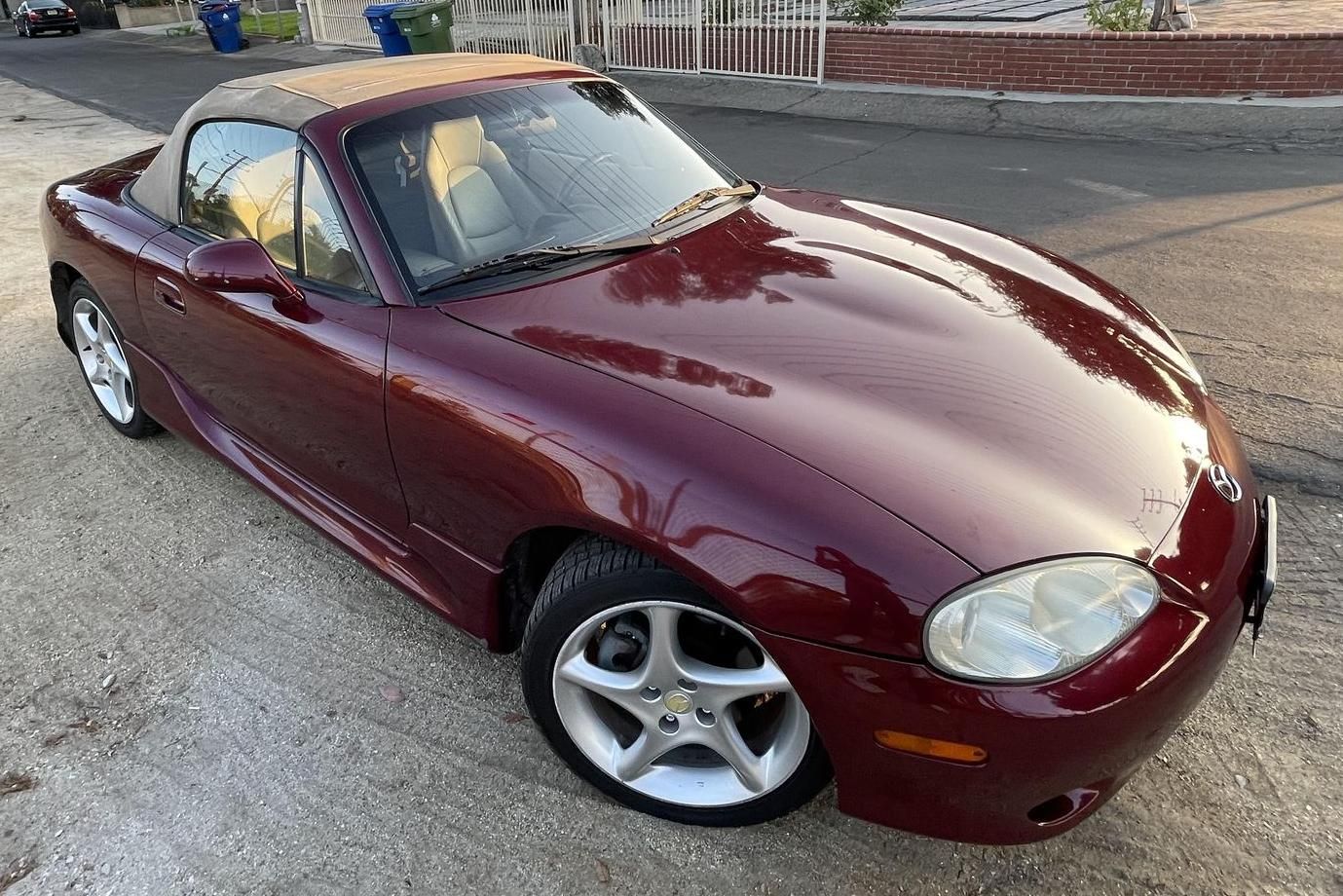 2003 Mazda MX-5 Miata