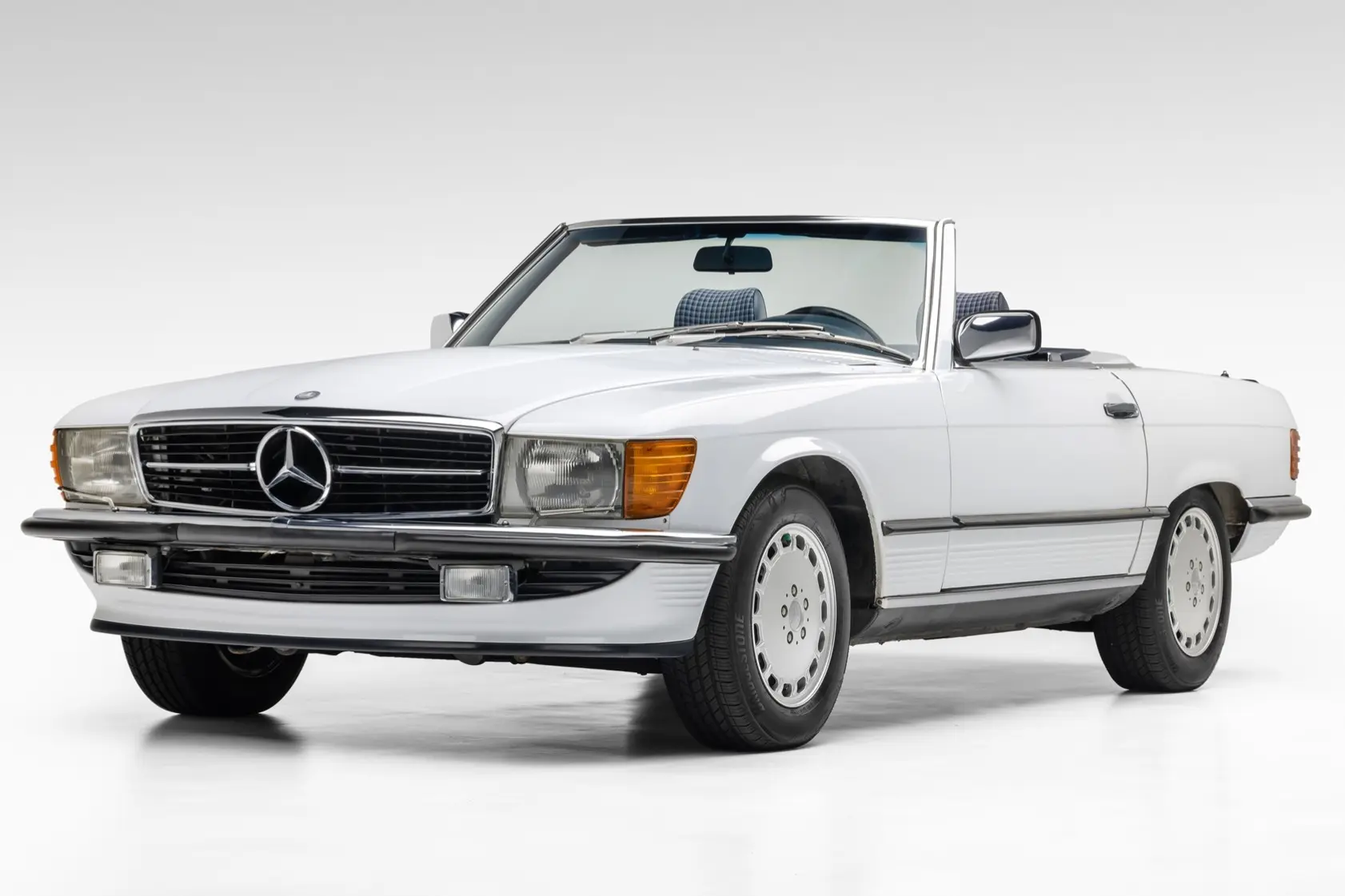 1986 Mercedes-Benz SL-Class 560SL