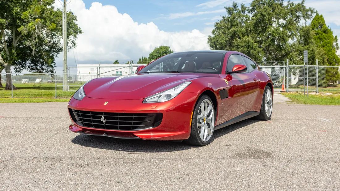 Ferrari GTC4Lusso T