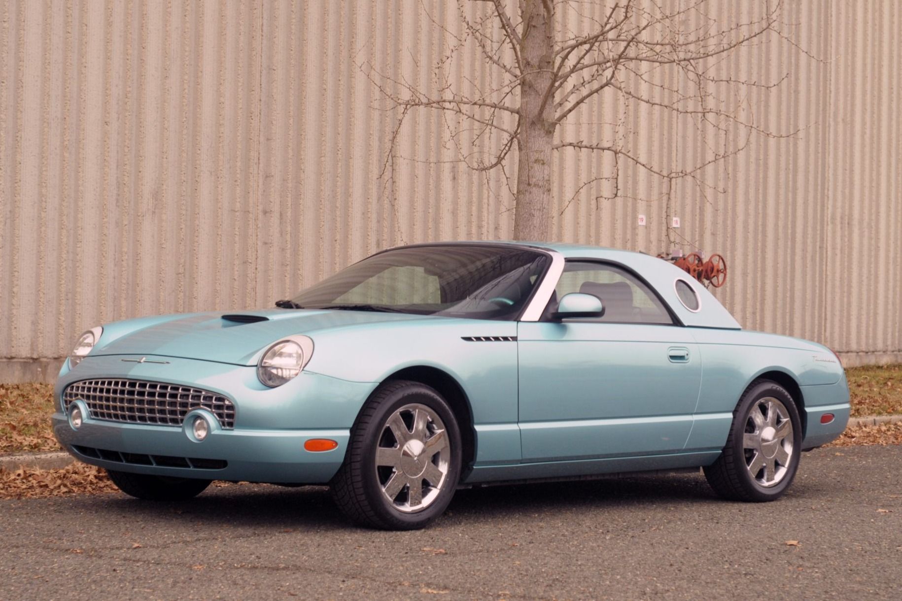 2002 Ford Thunderbird
