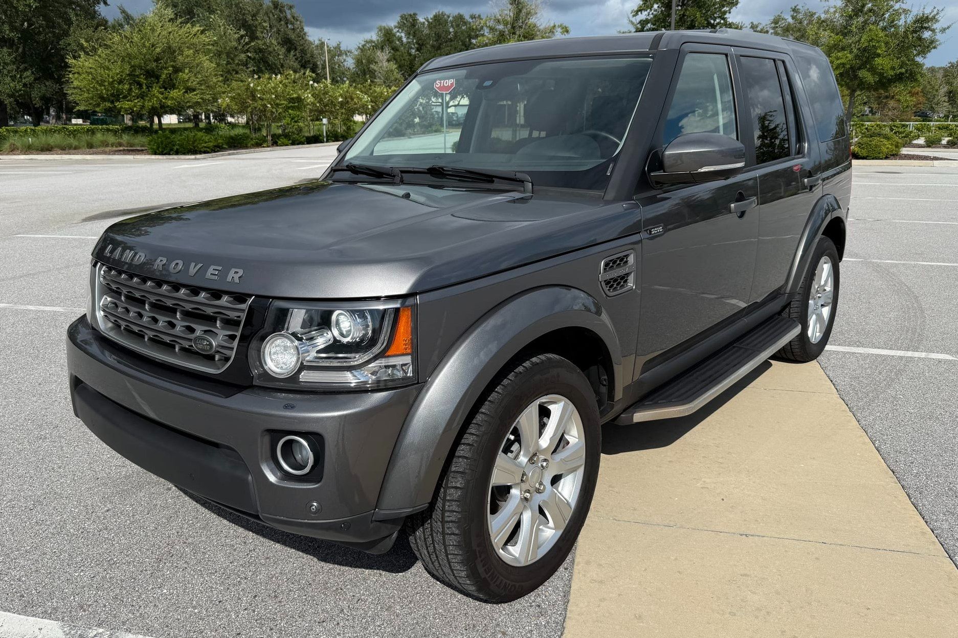 2010 Land Rover Discovery HSE, sold Sep 2026