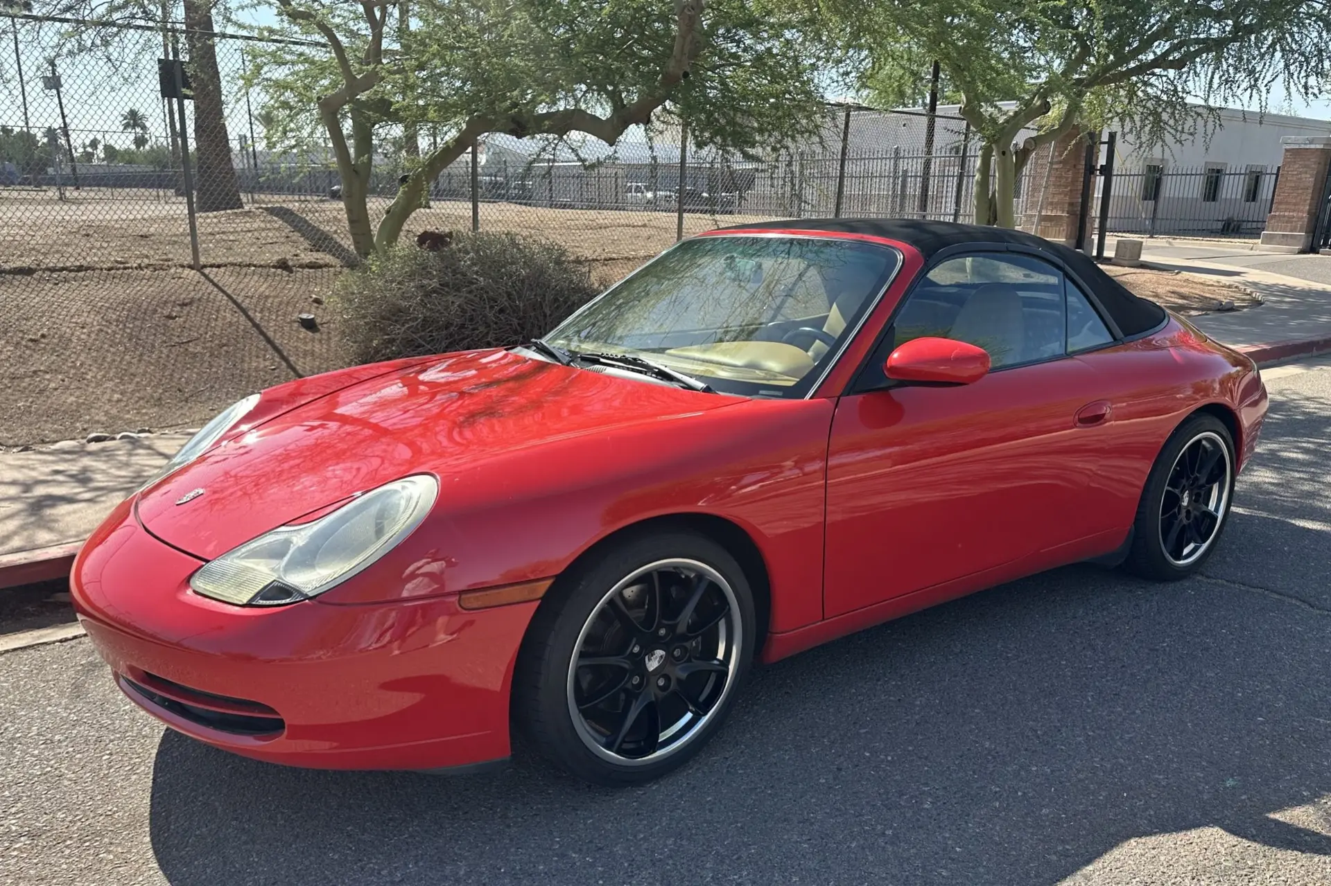 2000 Porsche 911 Carrera Cabriolet