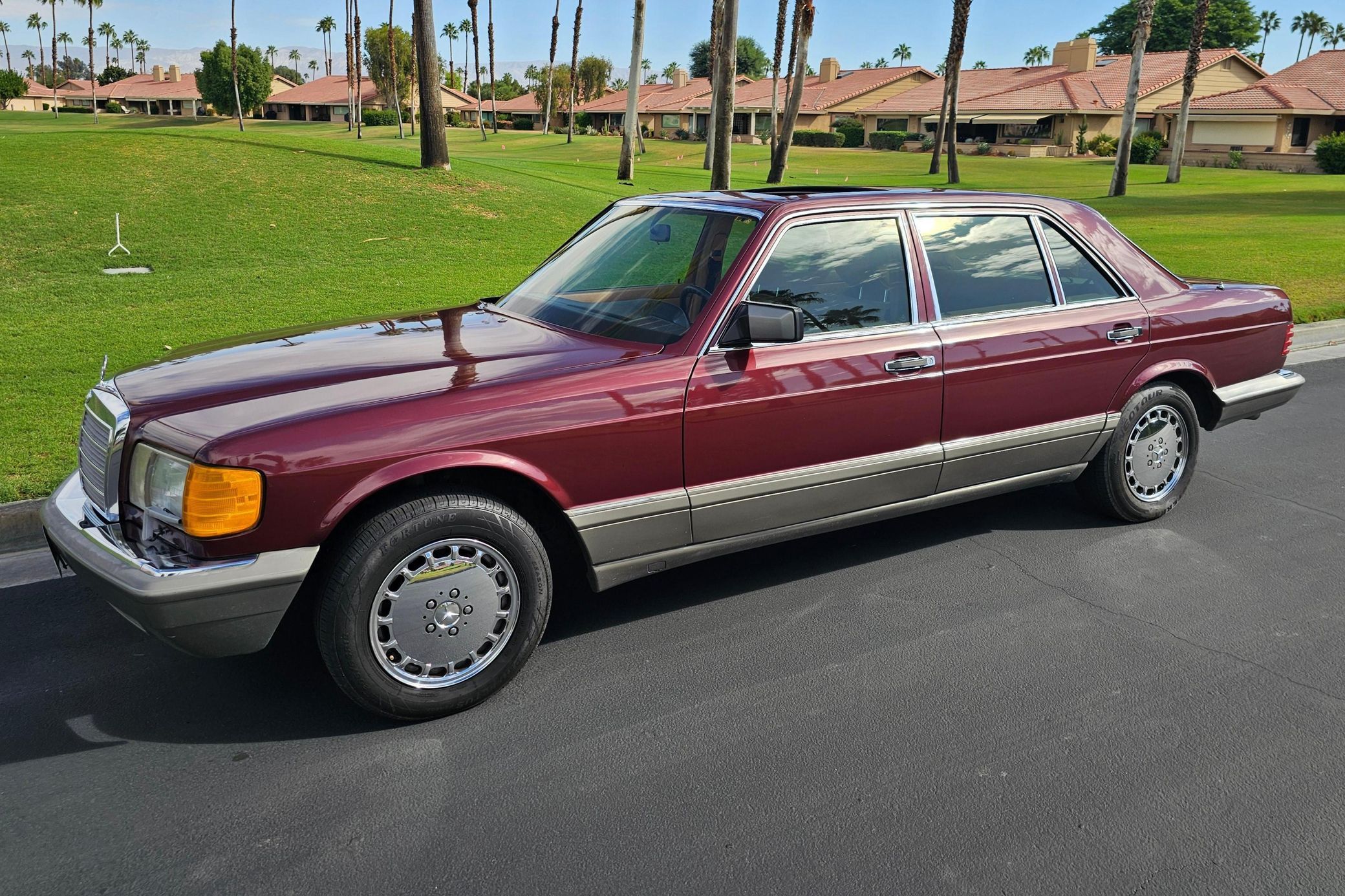 1988 Mercedes-Benz S-Class