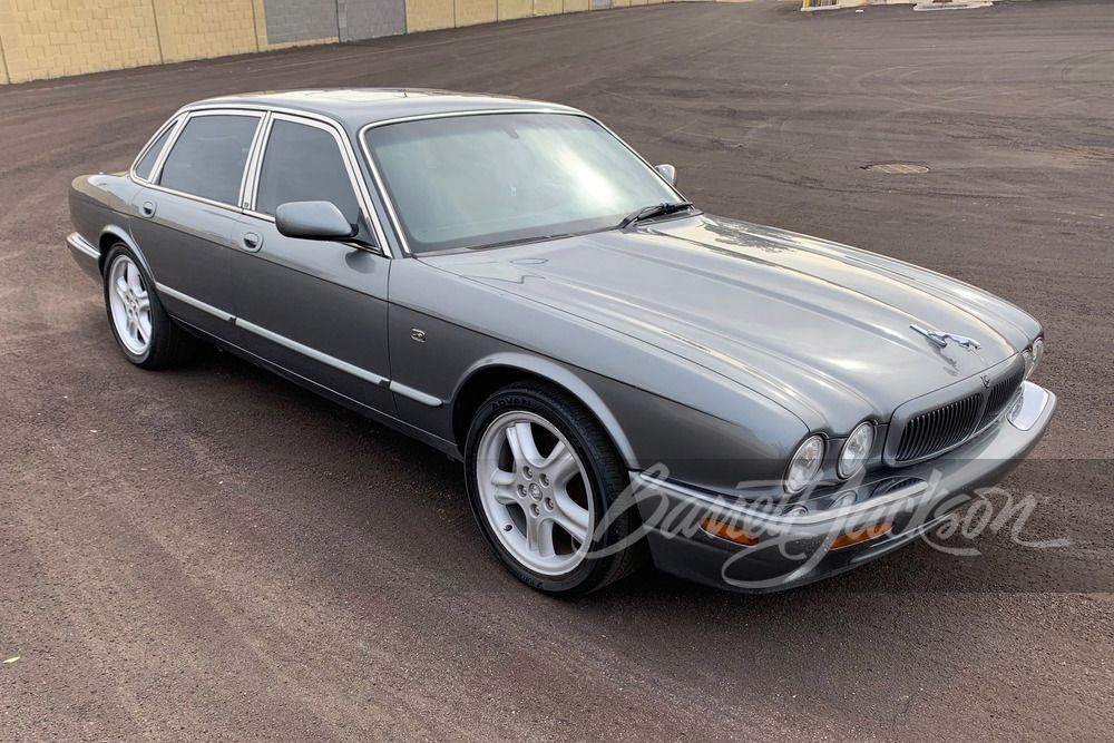 2002 Jaguar XJ