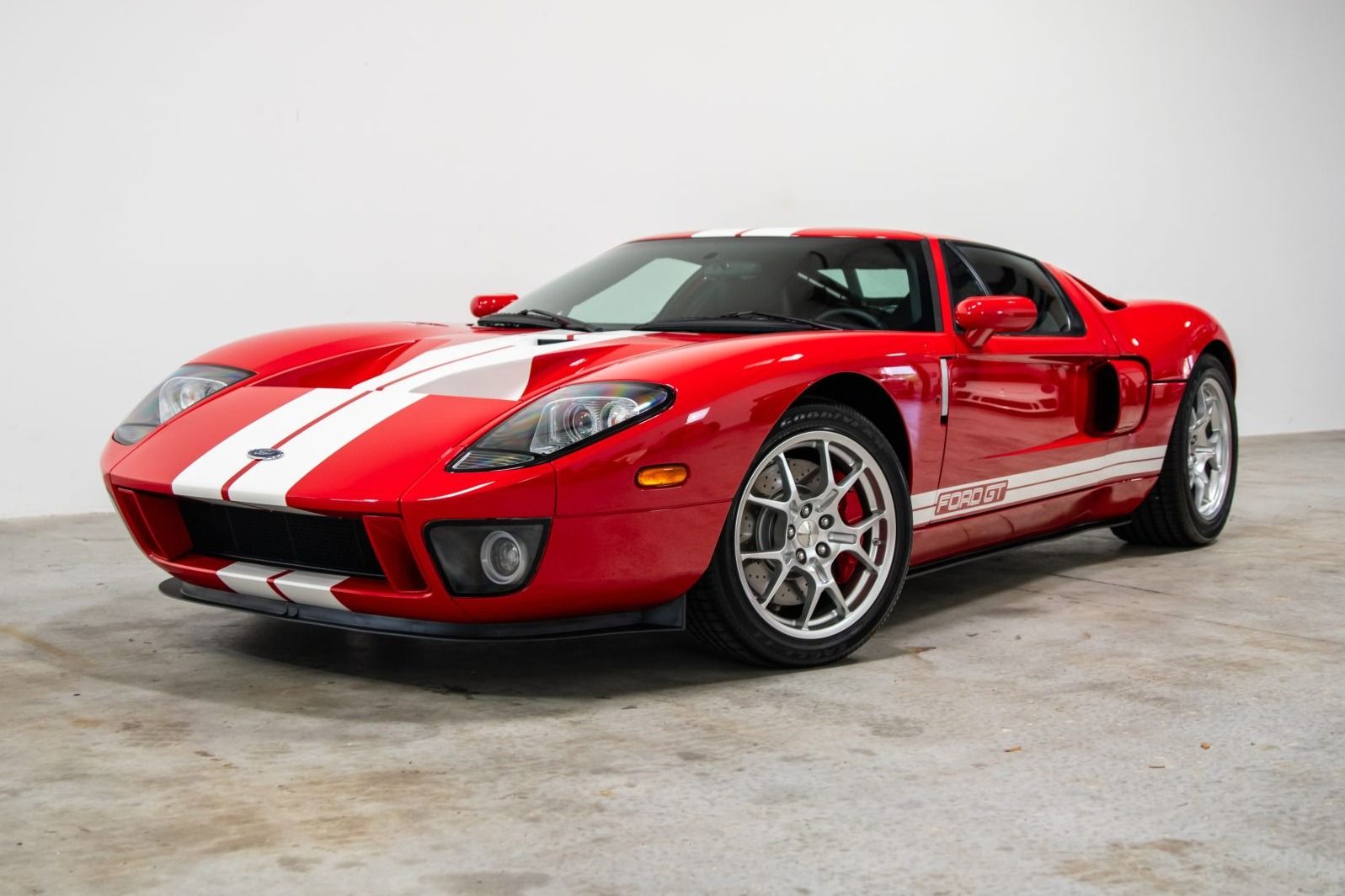 2005 Ford GT