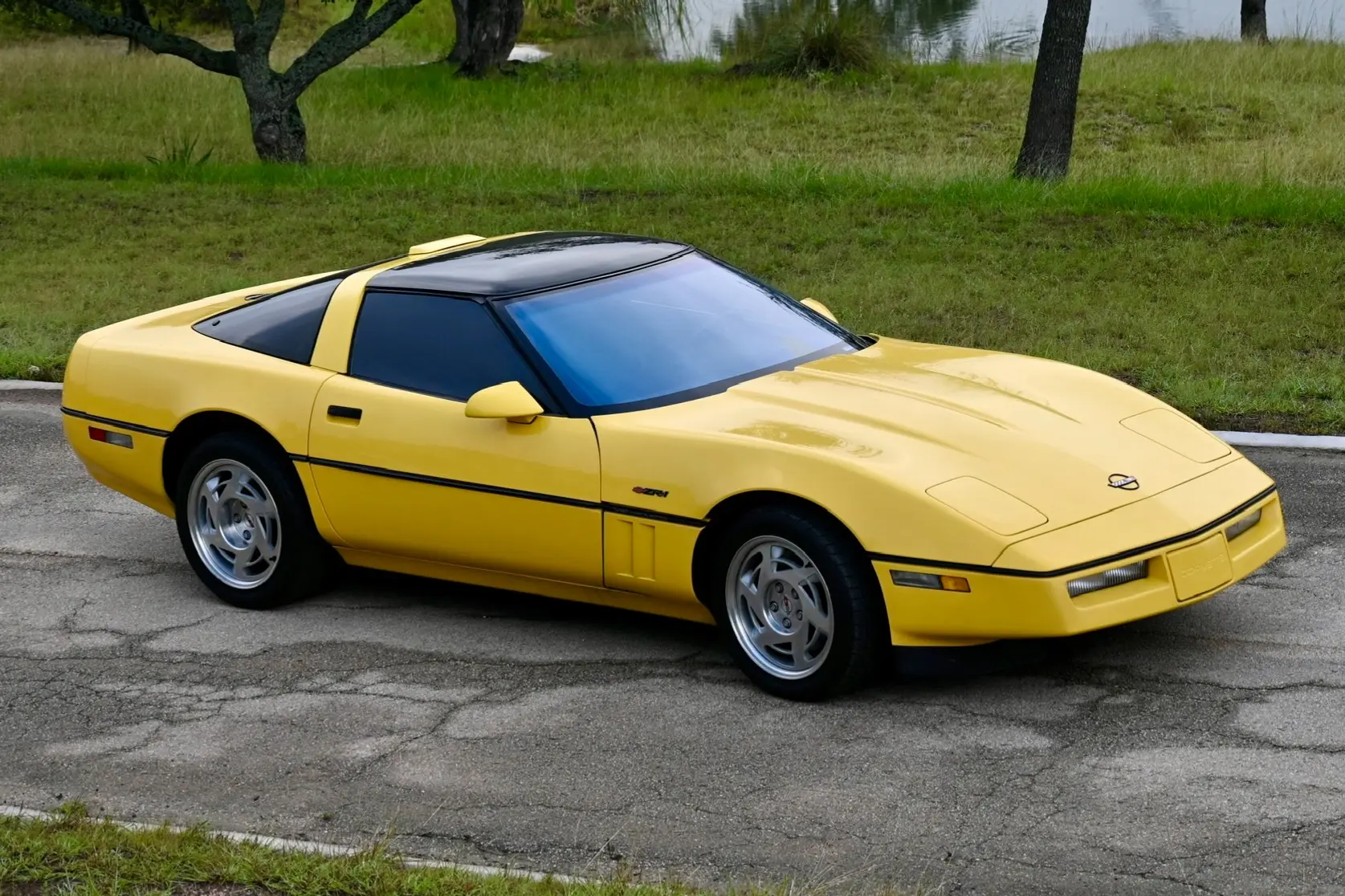 1990 Chevrolet Corvette ZR-1