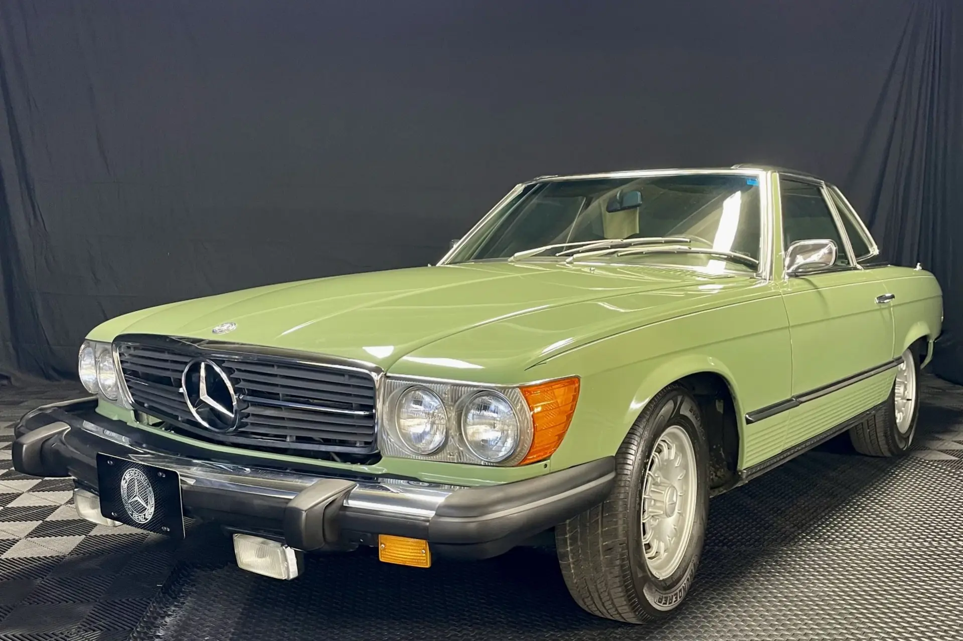 1975 Mercedes-Benz SL-Class 450SL
