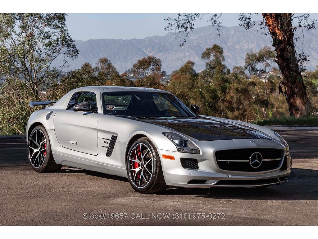 2015 Mercedes-Benz SLS AMG GT Final Edition