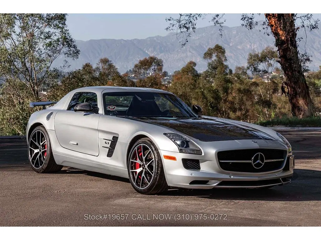 2015 Mercedes-Benz SLS AMG GT Final Edition