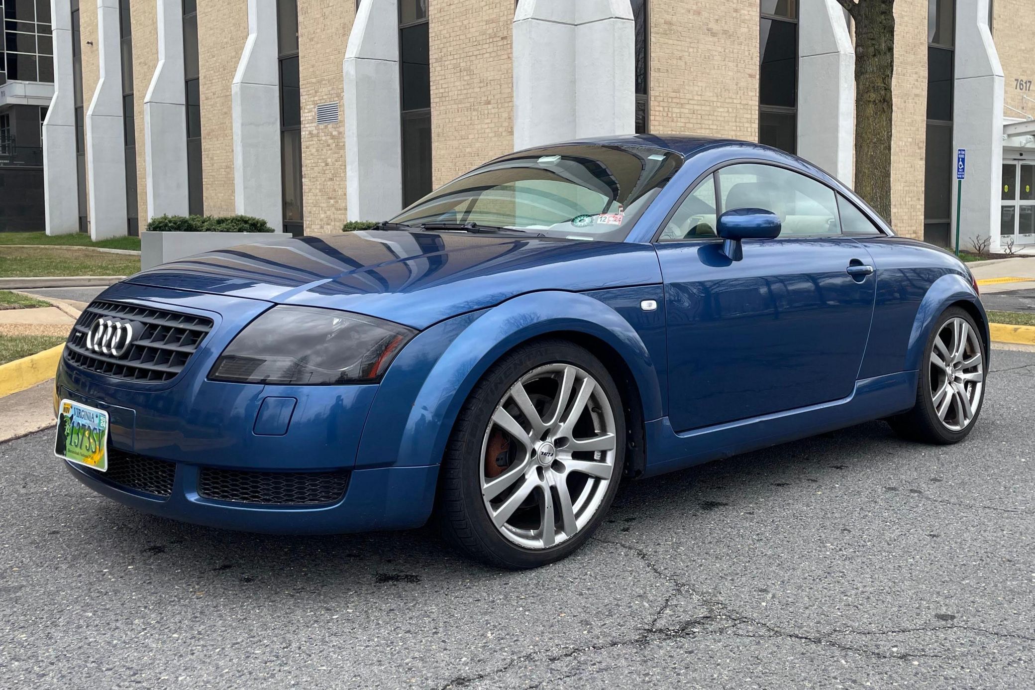 2004 Audi TT