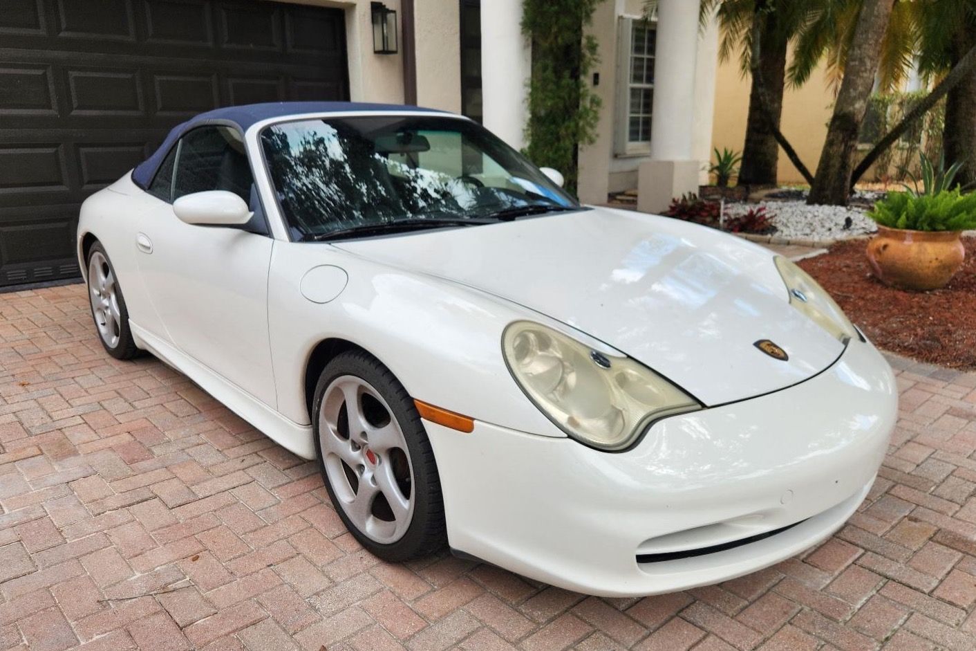 2004 Porsche 911 Carrera 4S Coupe 6-Speed