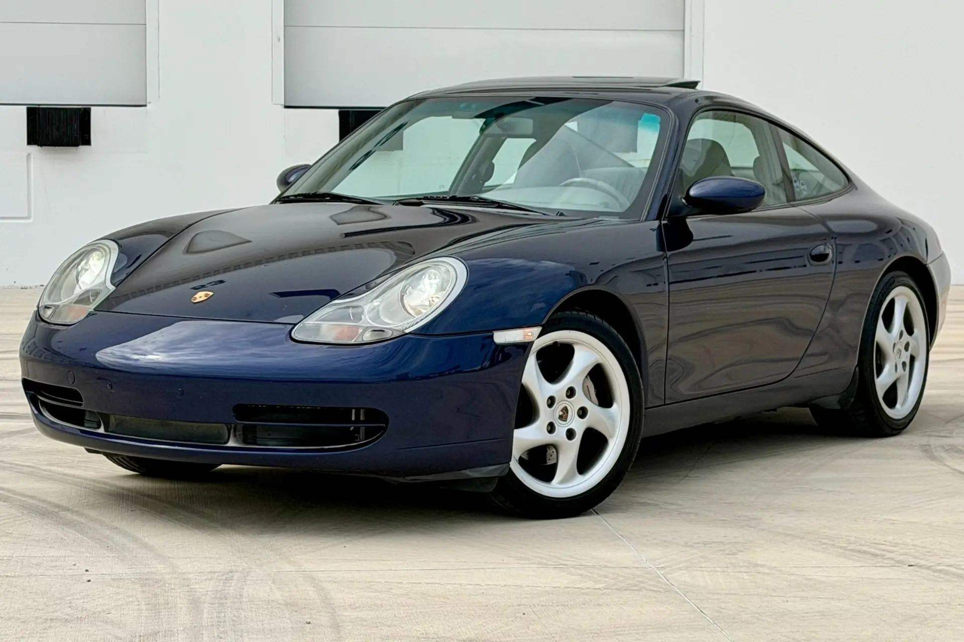 2001 Porsche 911 Carrera 4