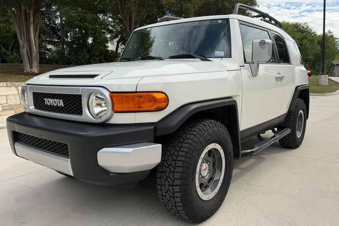 2006 Toyota FJ Cruiser, sold Oct 2026