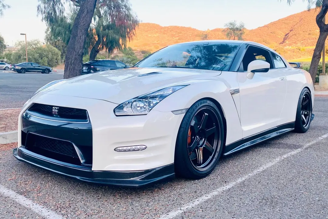 2007 Nissan GT-R, sold Jan 2026