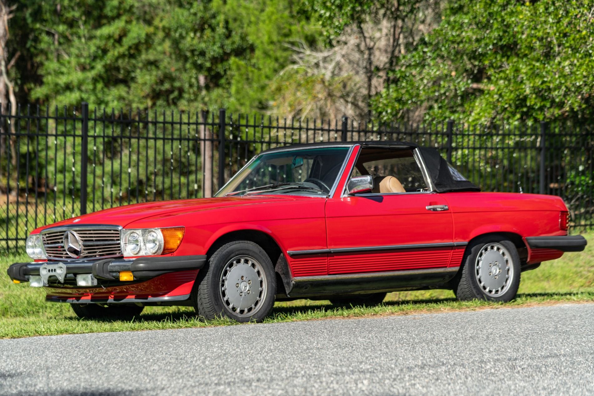 1989 Mercedes-Benz SL-Class 560SL
