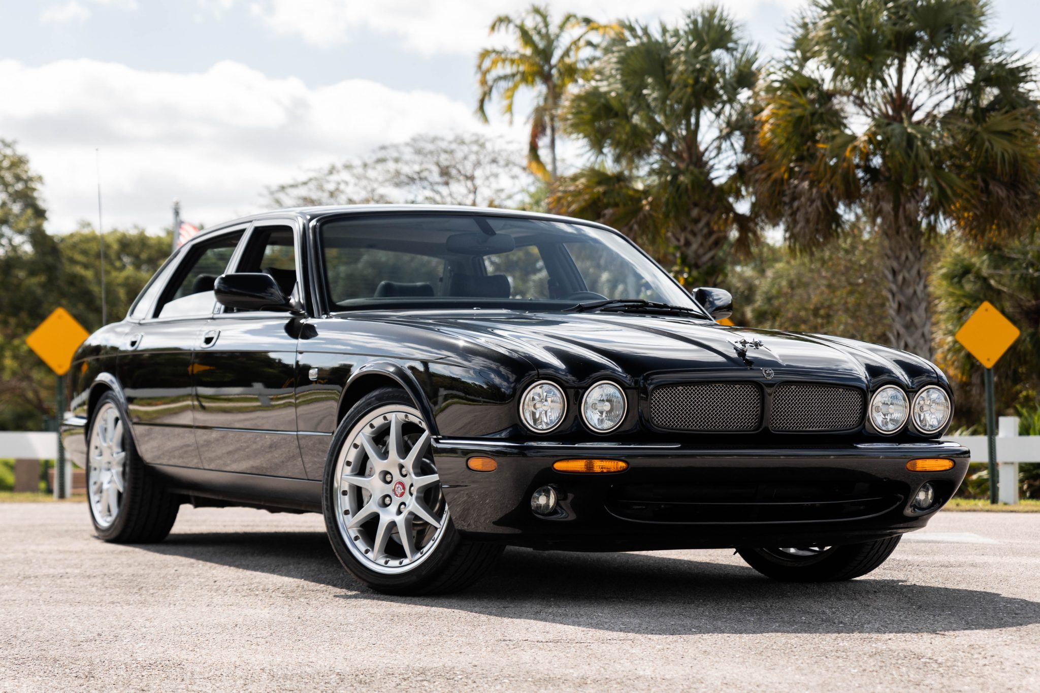 2002 Jaguar XJ XJR