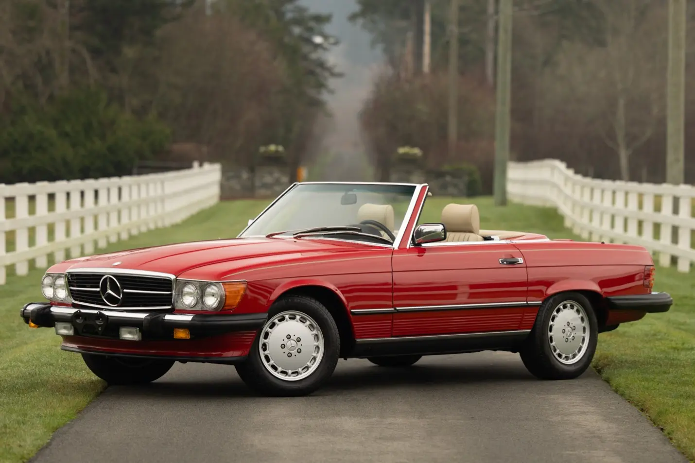 1988 Mercedes-Benz SL-Class 560SL