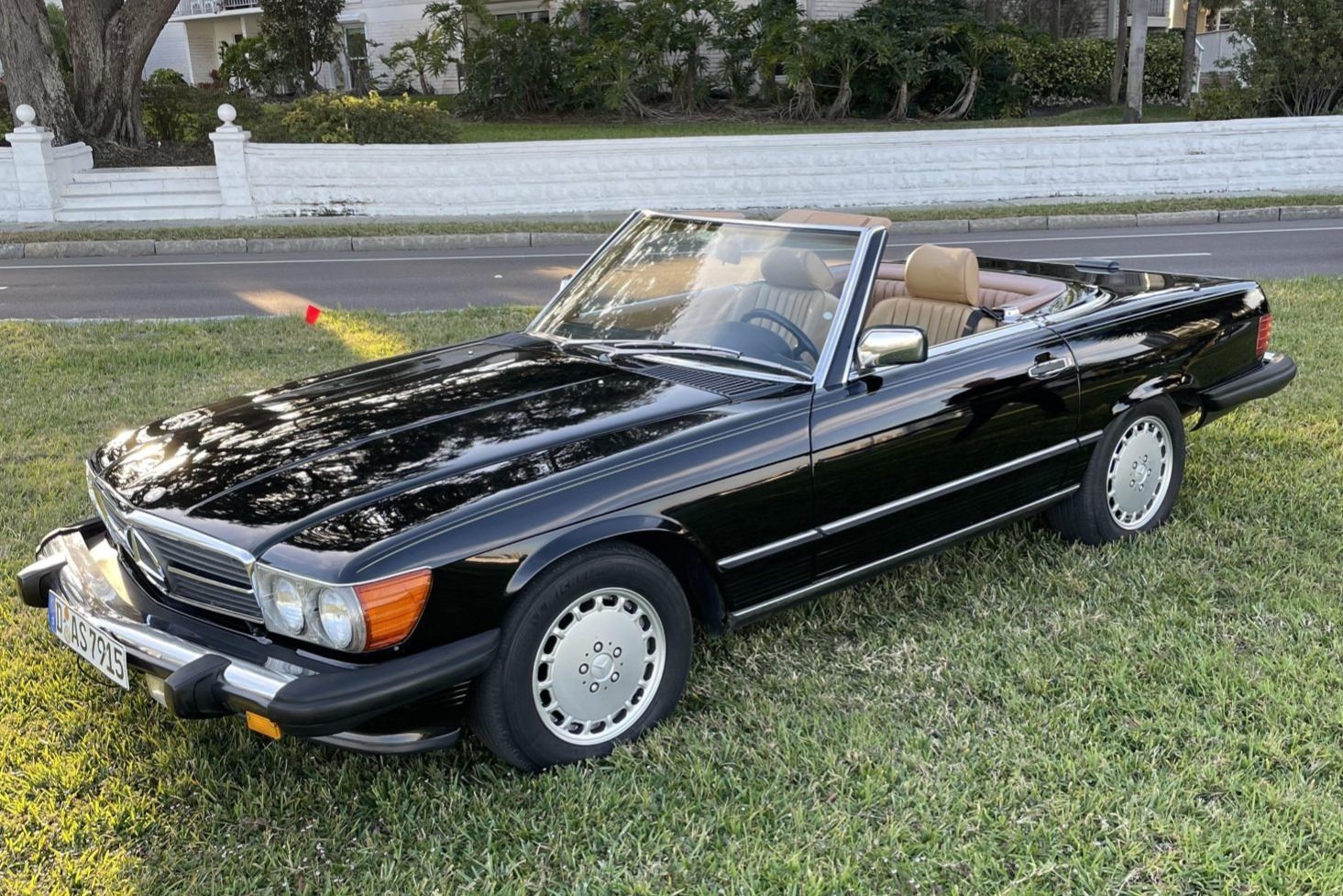 1989 Mercedes-Benz SL-Class 560SL