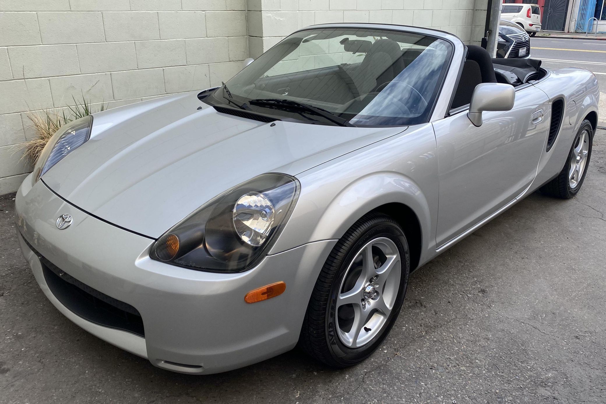 2000 Toyota MR2 Spyder