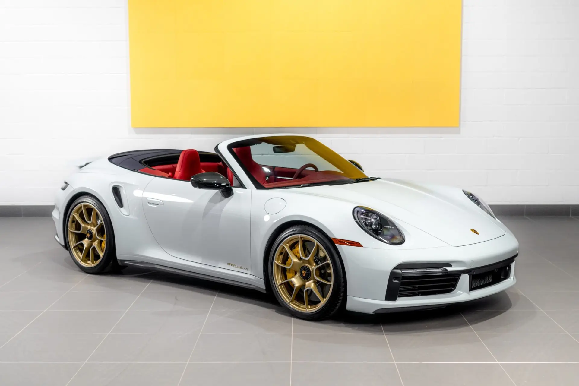 2023 Porsche 911 Turbo S Cabriolet