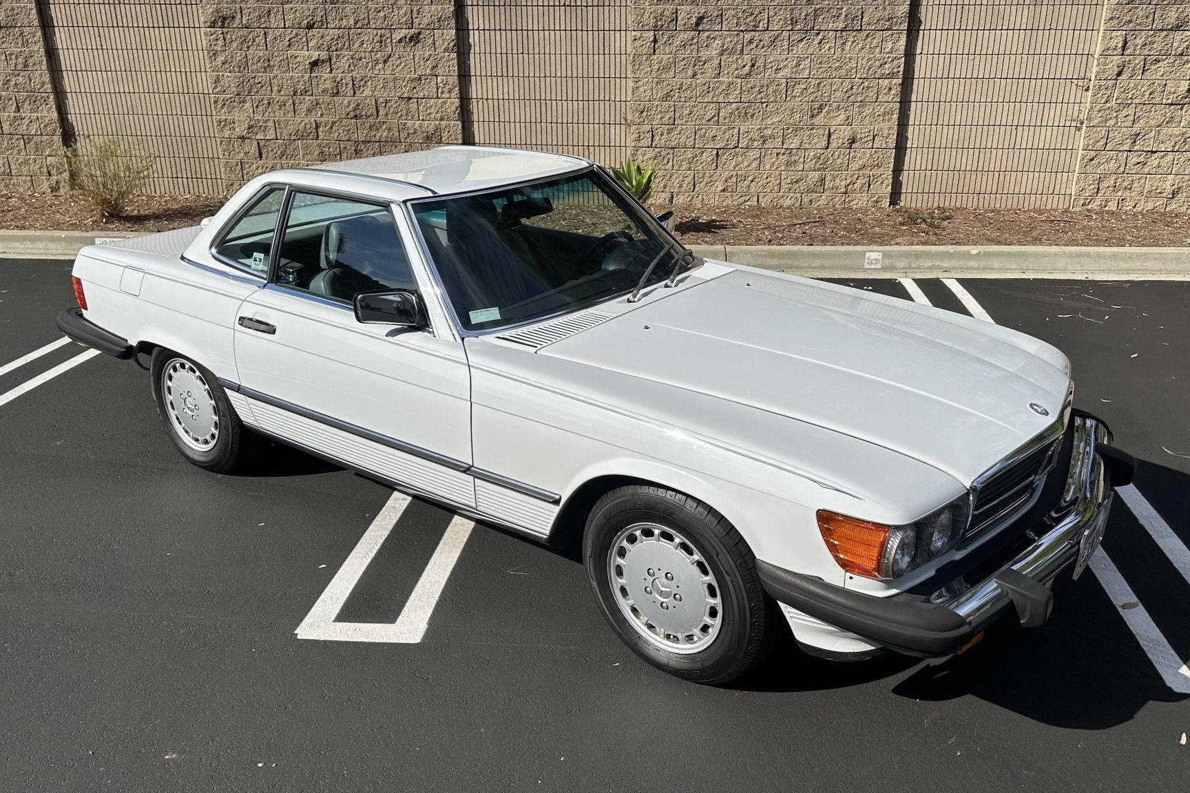 1989 Mercedes-Benz SL-Class 560SL