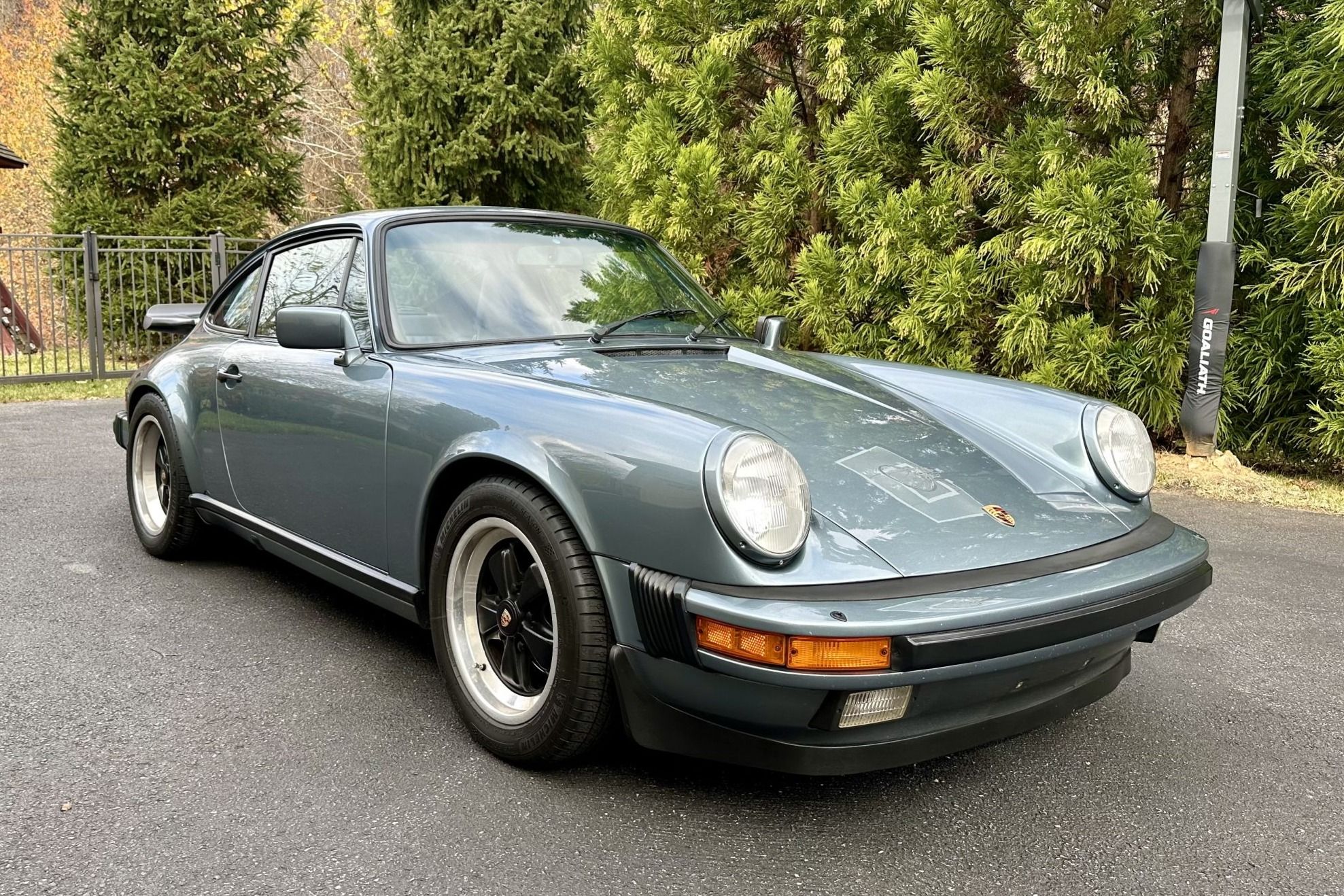 1985 Porsche 911 Coupe