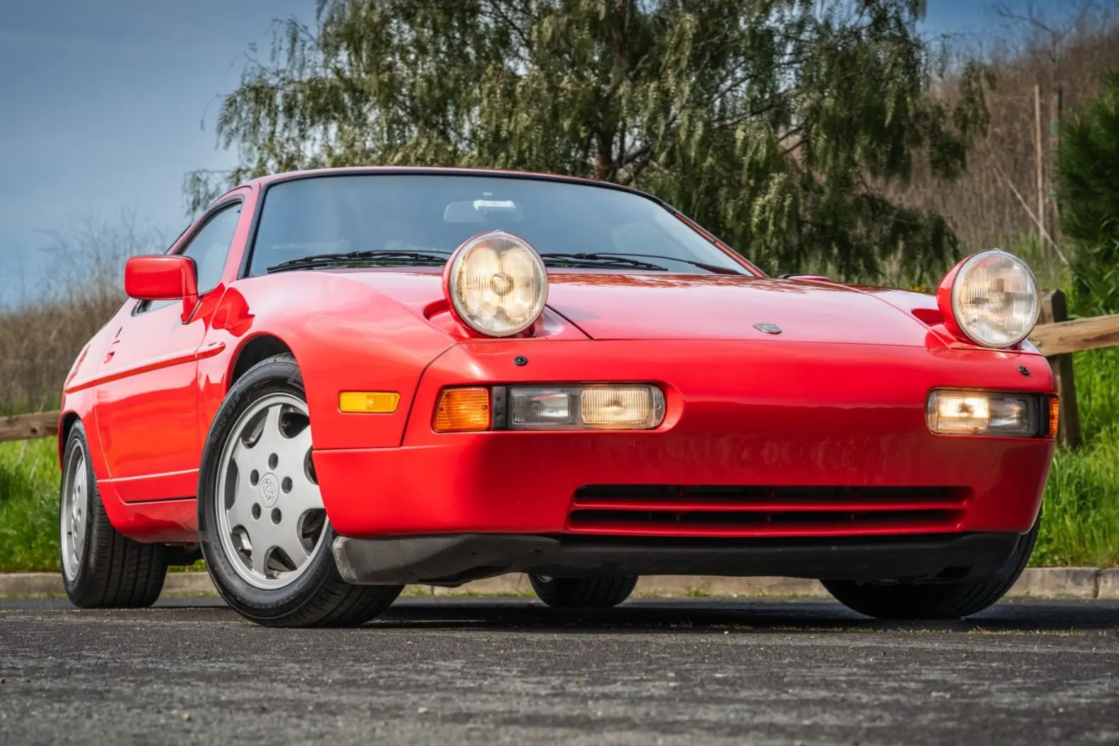 1987 Porsche 928 S4
