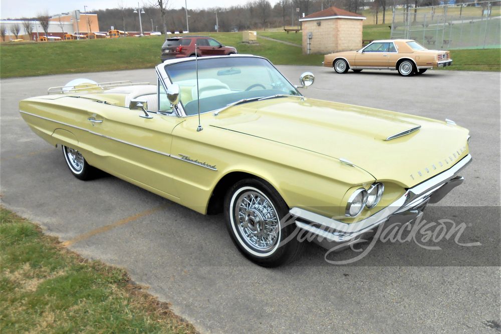 1964 Ford Thunderbird