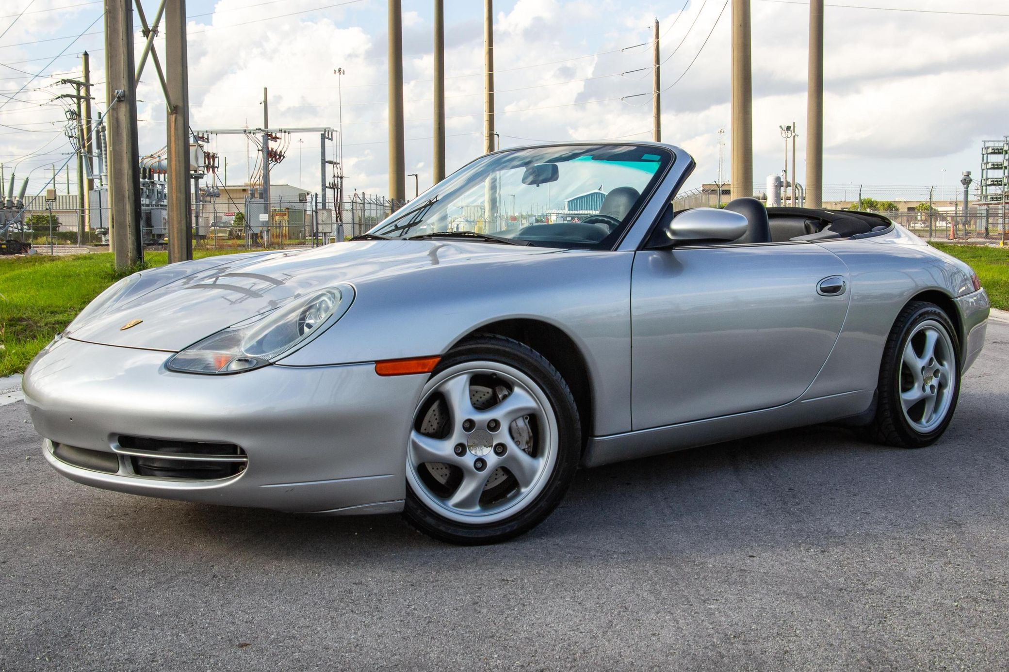 2001 Porsche 911 Carrera 4 Cabriolet