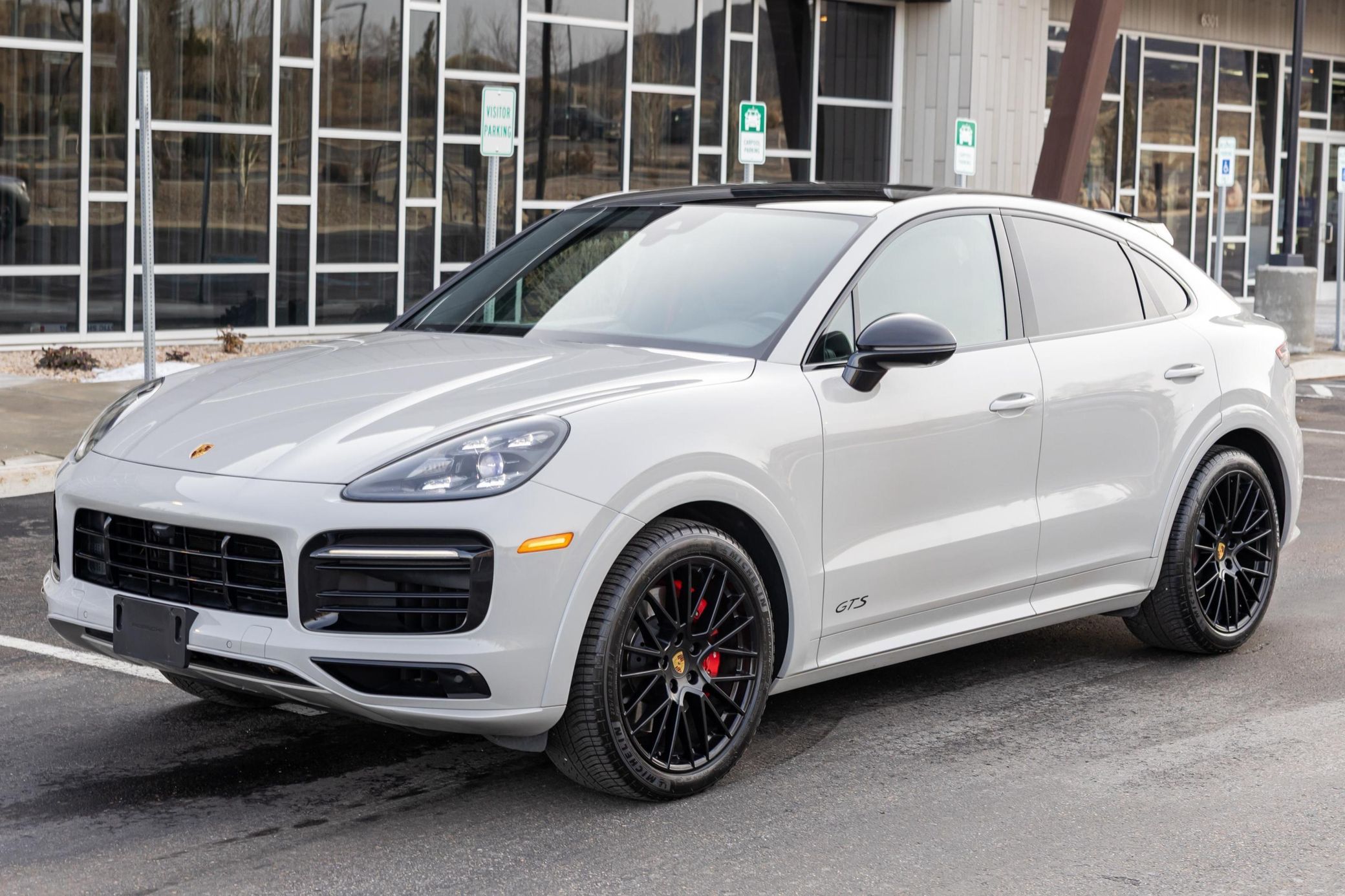 2021 Porsche Cayenne GTS