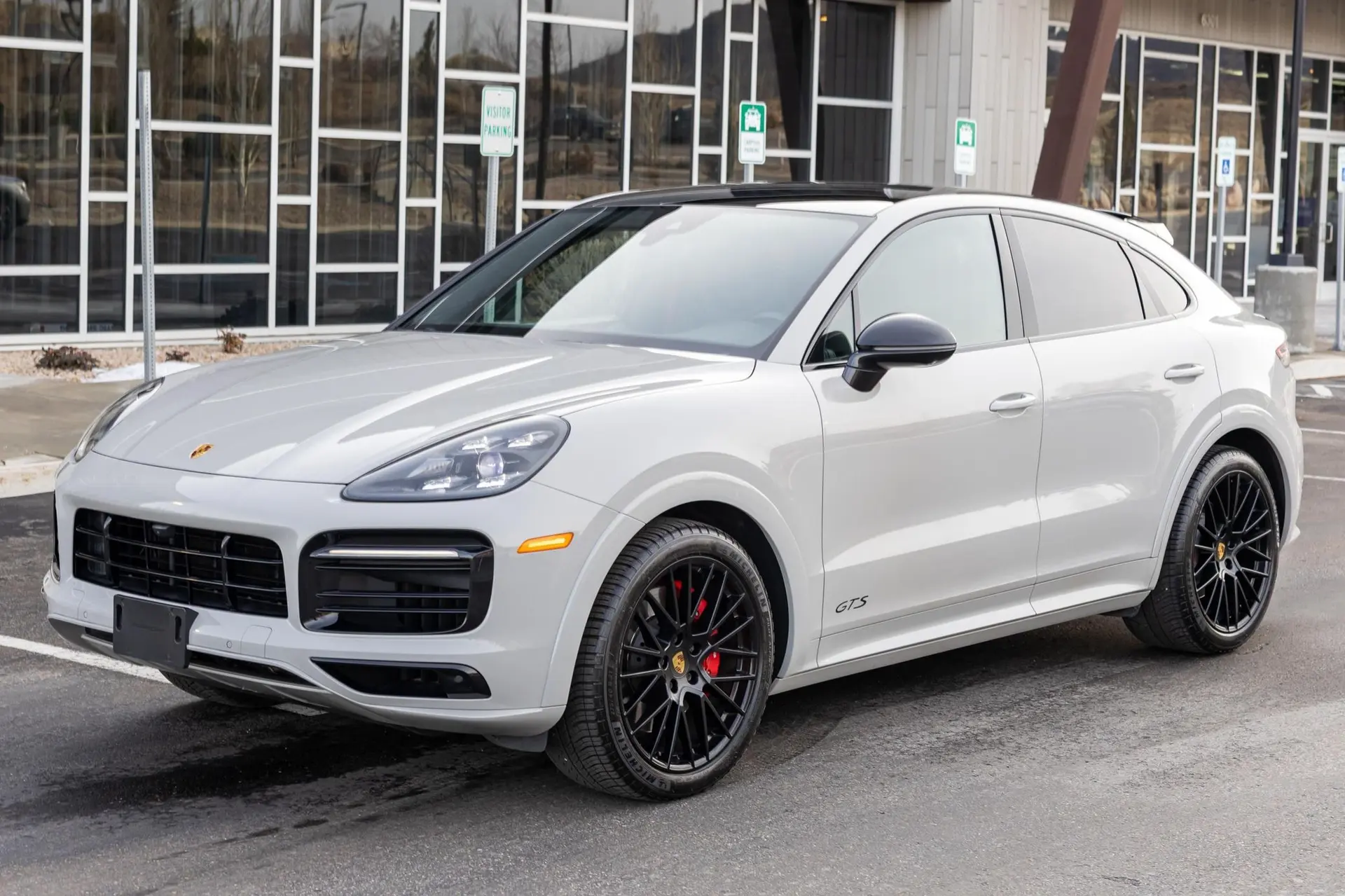 2021 Porsche Cayenne GTS