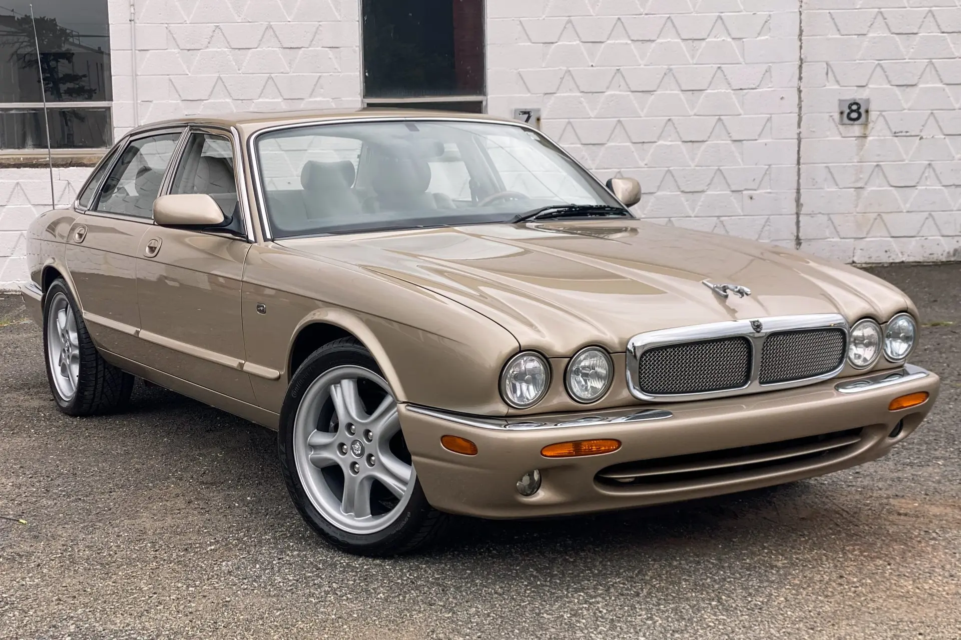 1999 Jaguar XJ XJR