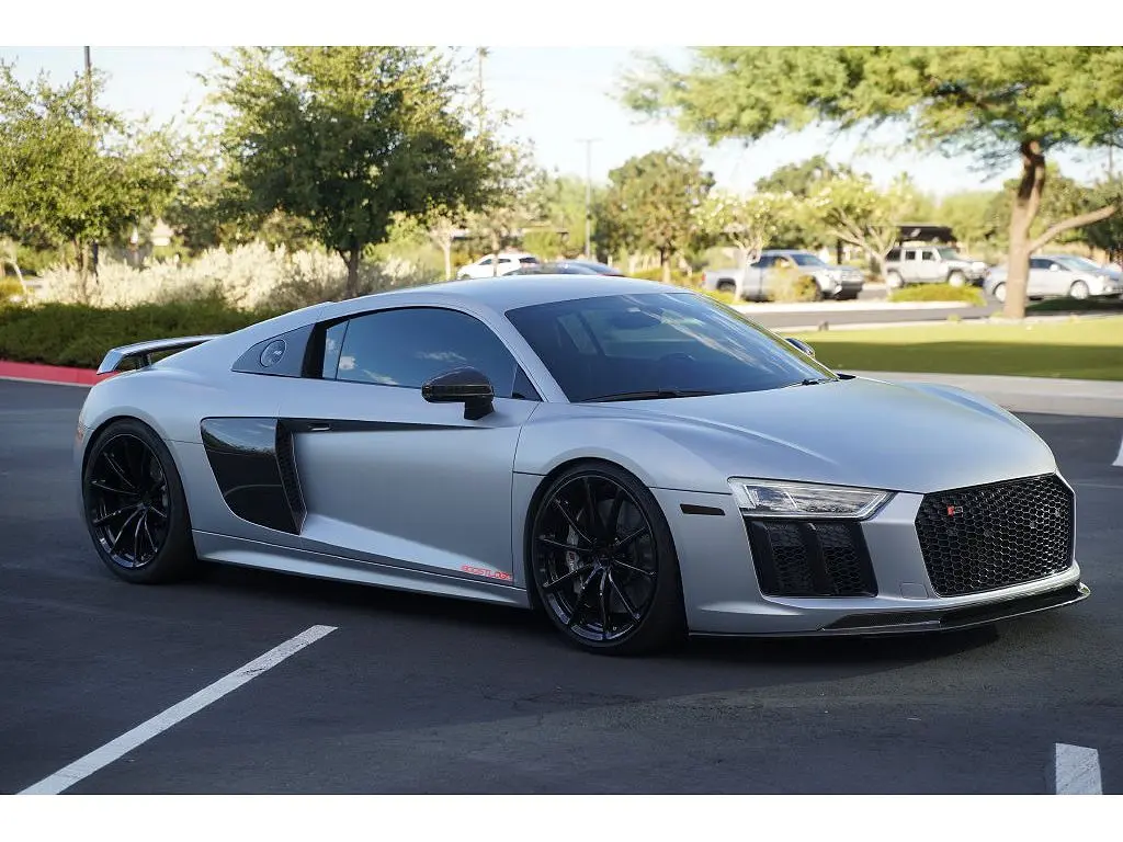 2017 Audi R8 V10 Plus