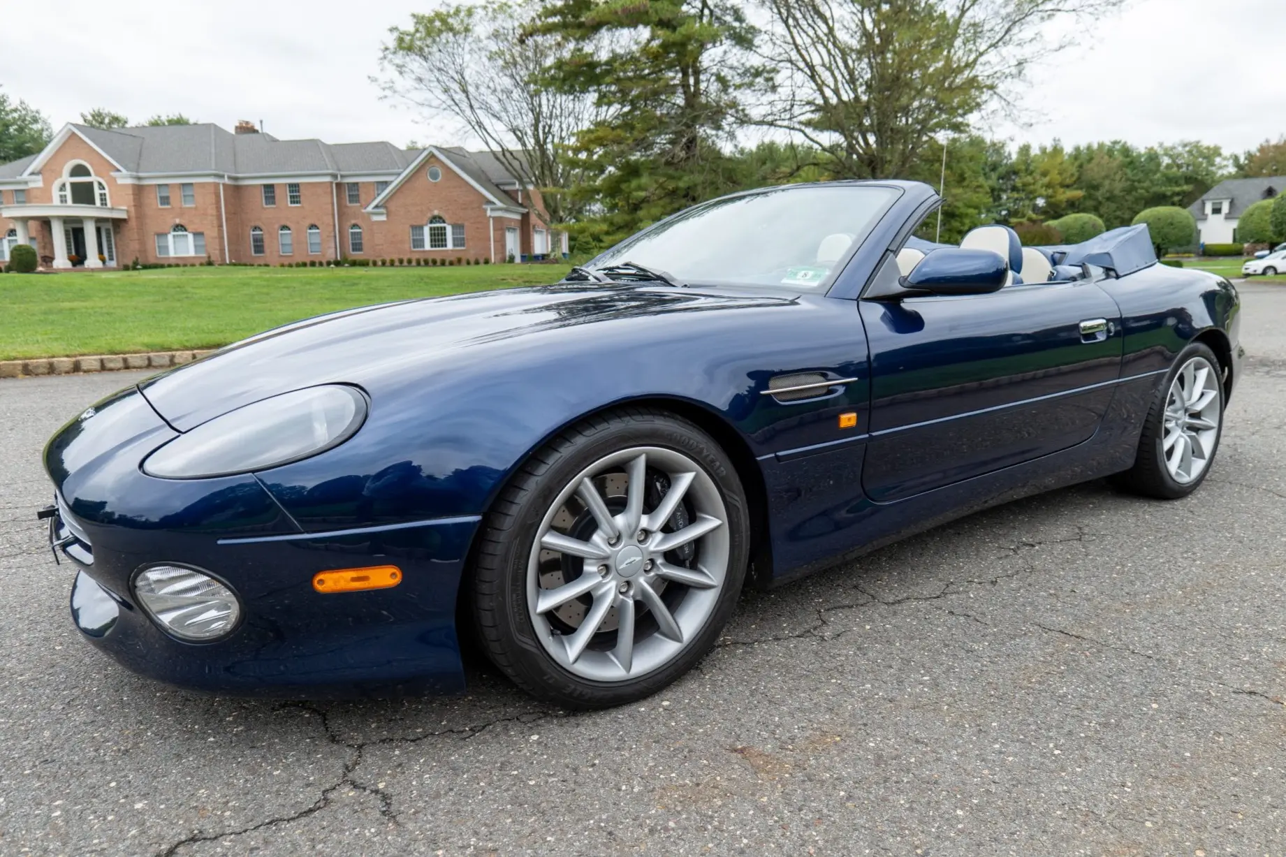 2000 Aston Martin DB7 Vantage