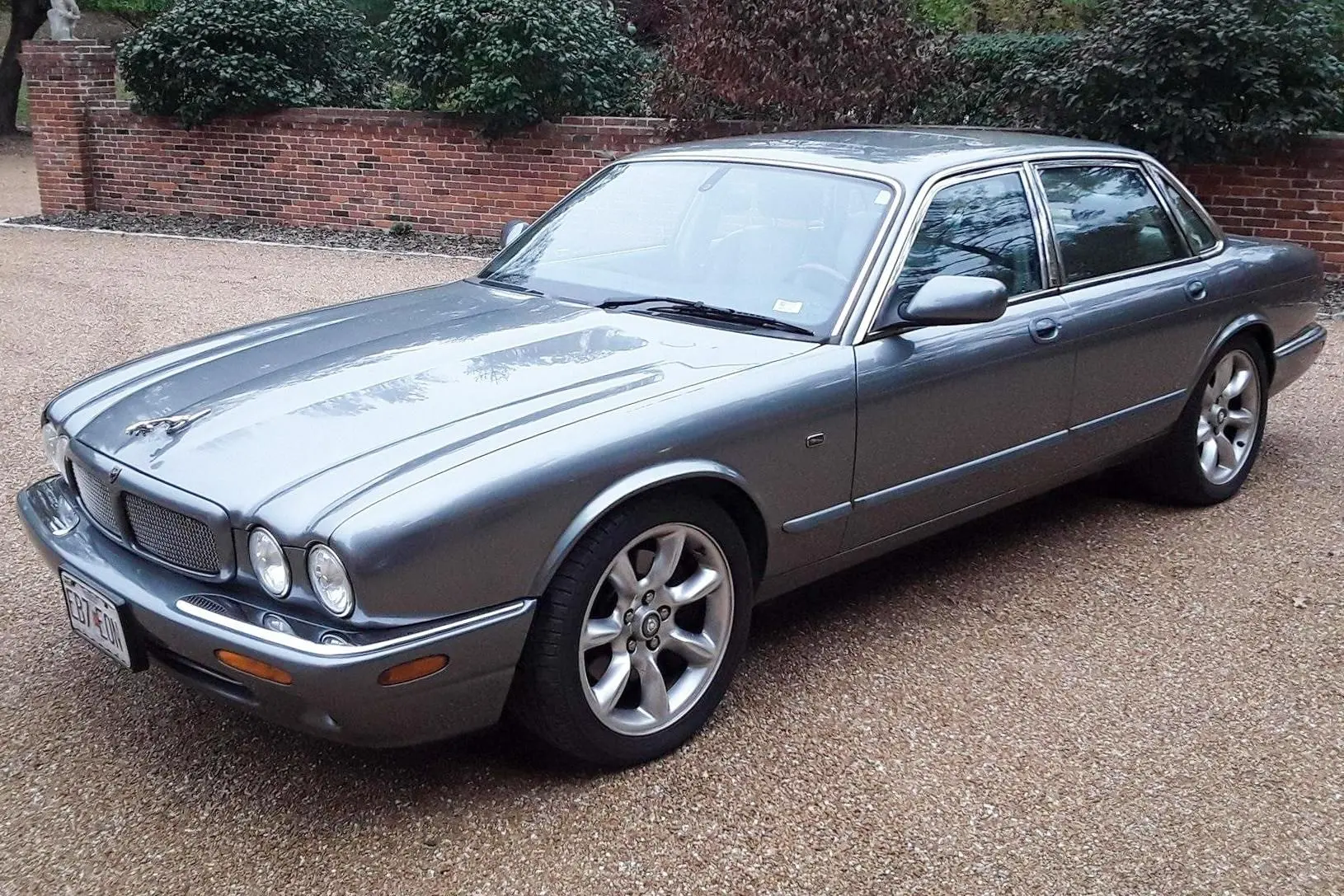 2003 Jaguar XJR
